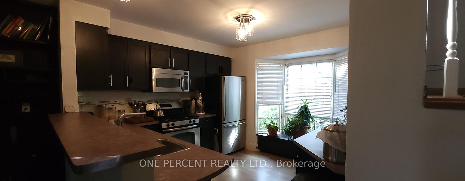 Photo 19 of 86 Haliburton Road, London, South K — HOMEH