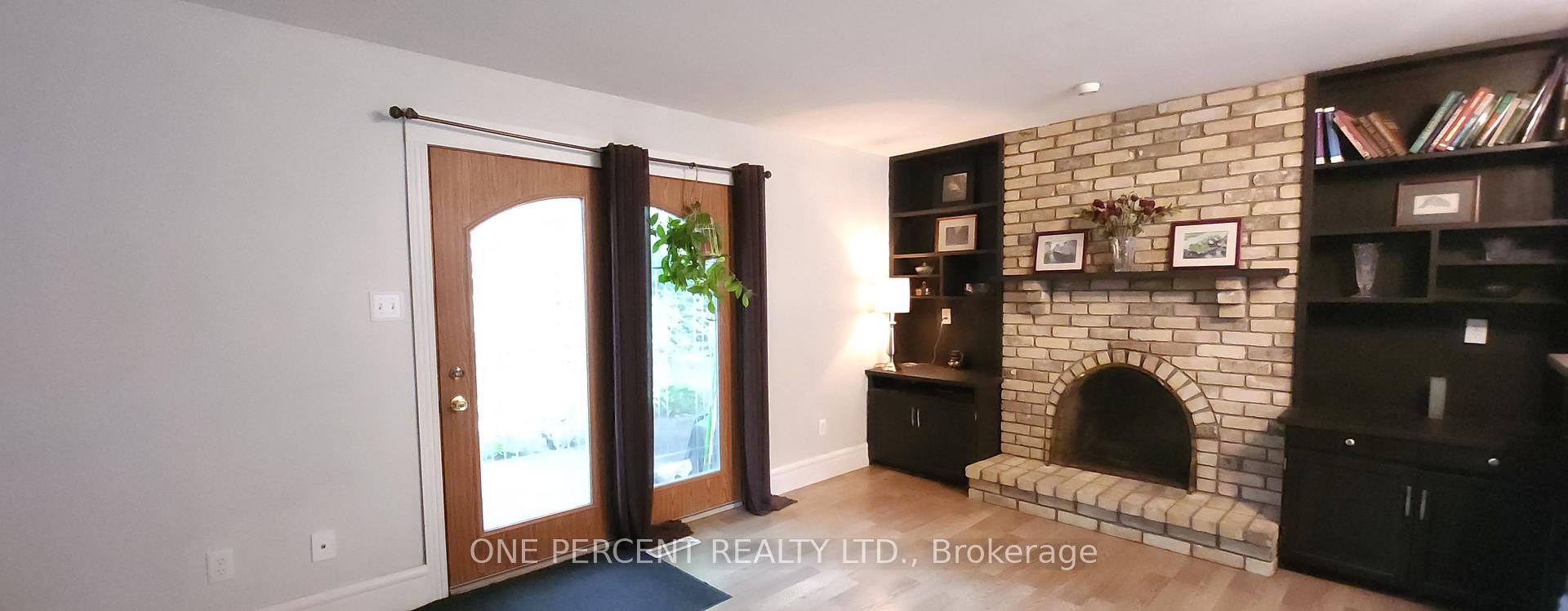 Photo 24 of 86 Haliburton Road, London, South K — HOMEH