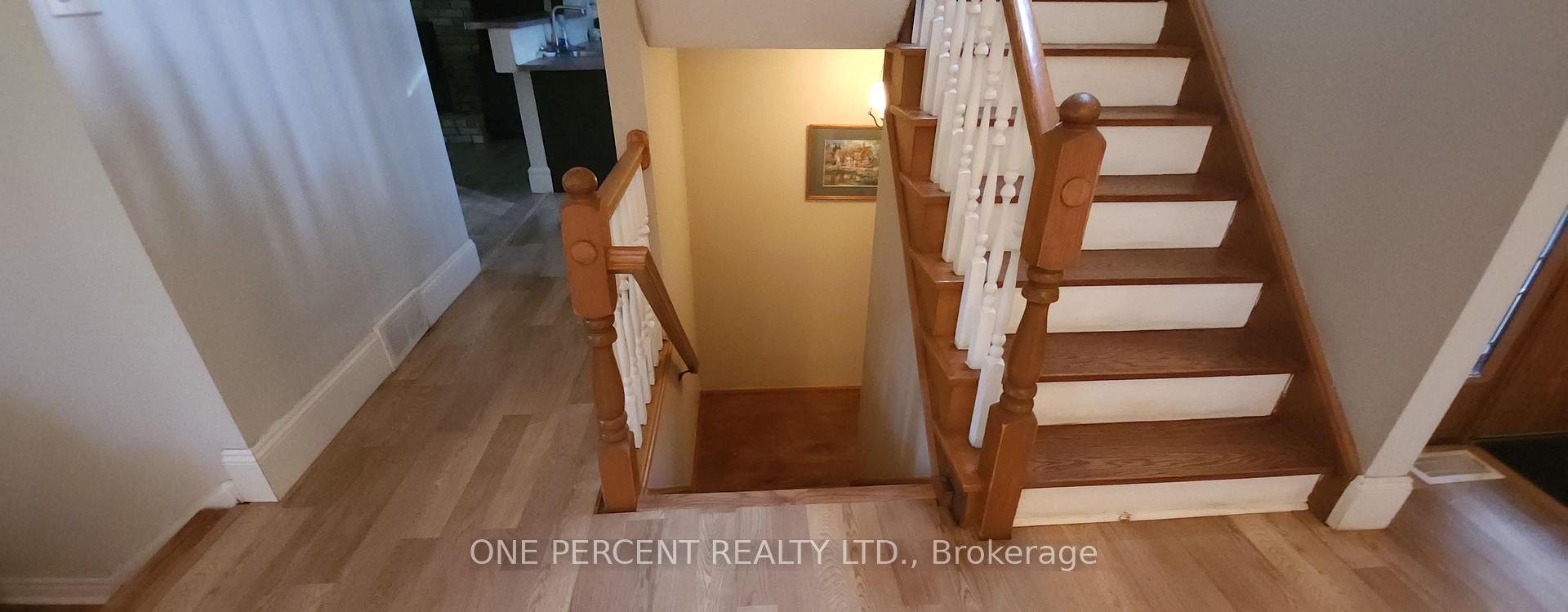 Photo 37 of 86 Haliburton Road, London, South K — HOMEH