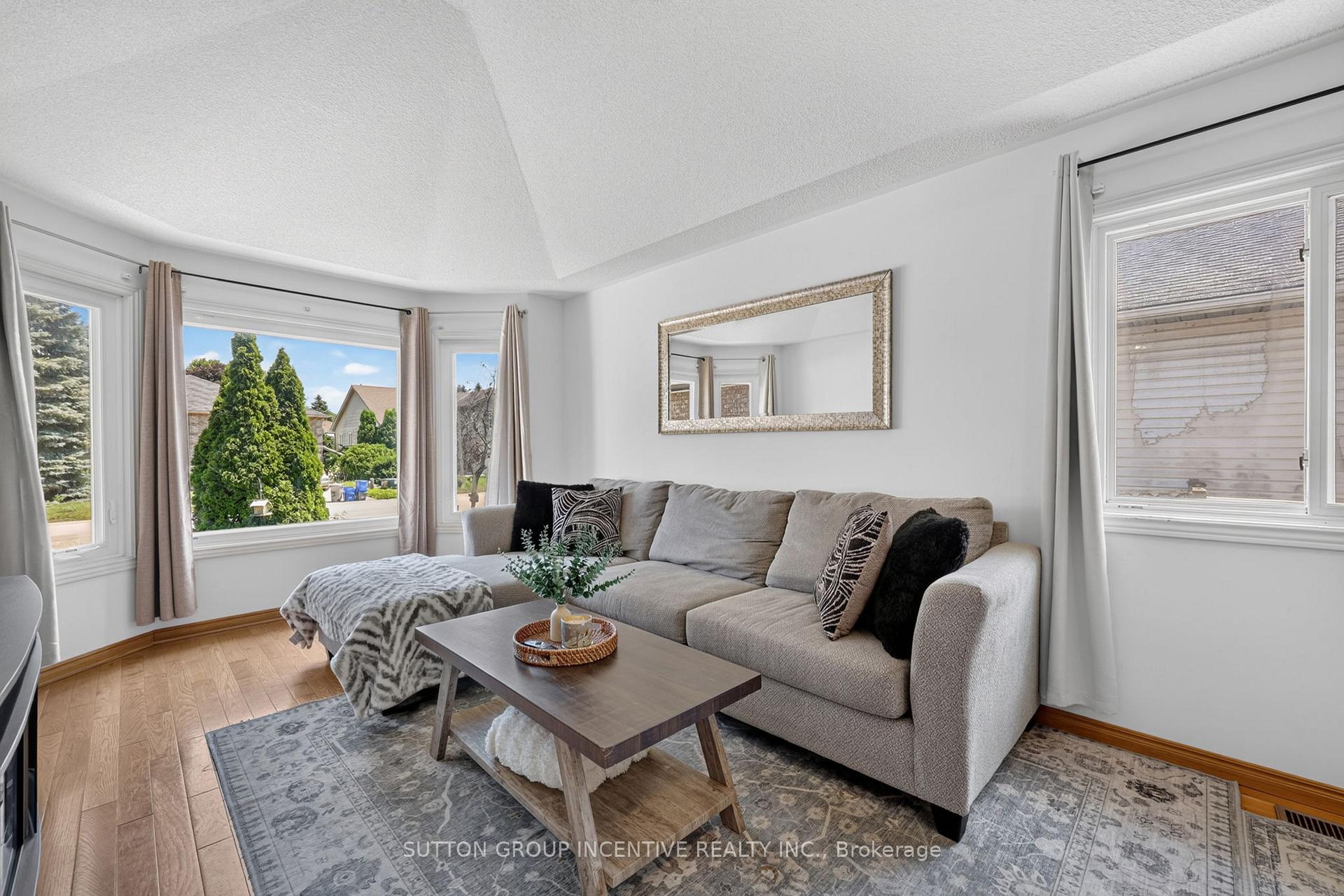Photo 6 of 6 Riverdale Drive, Wasaga Beach — HOMEH