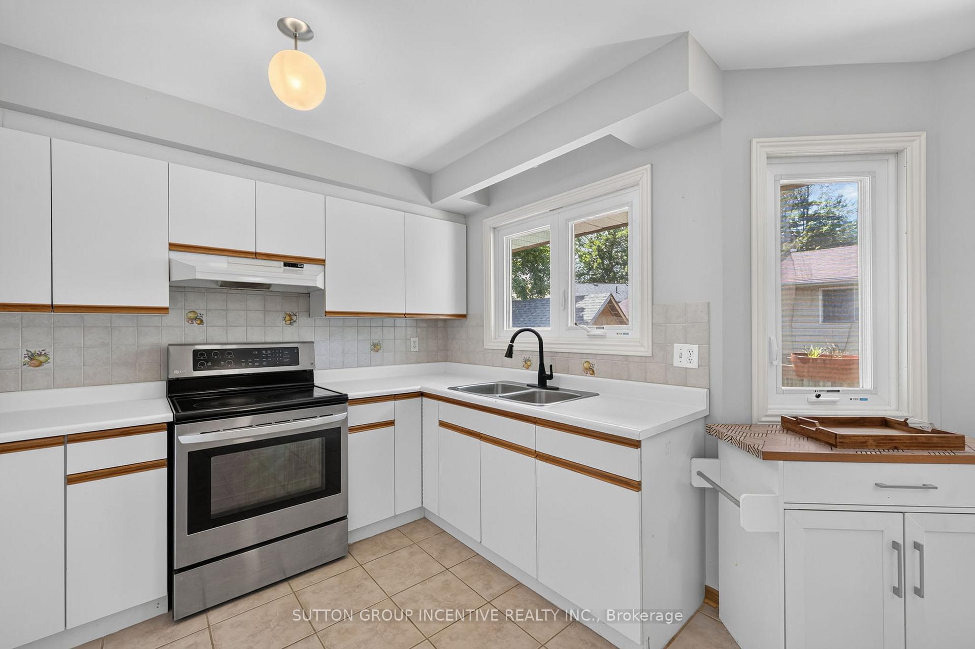Photo 15 of 6 Riverdale Drive, Wasaga Beach — HOMEH