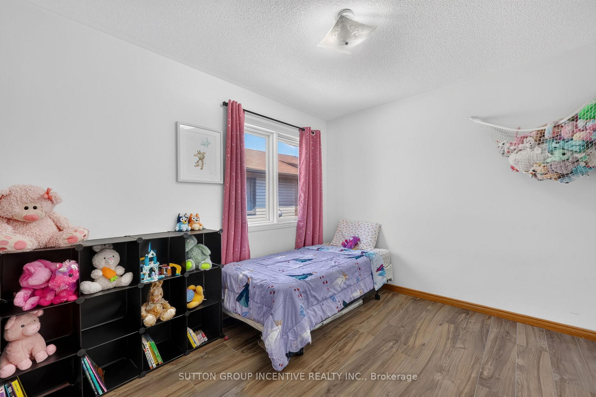 Photo 19 of 6 Riverdale Drive, Wasaga Beach — HOMEH