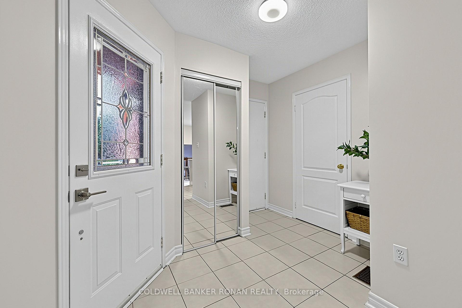Photo 5 of 76 Gray Avenue, New Tecumseth, Alliston — HOMEH