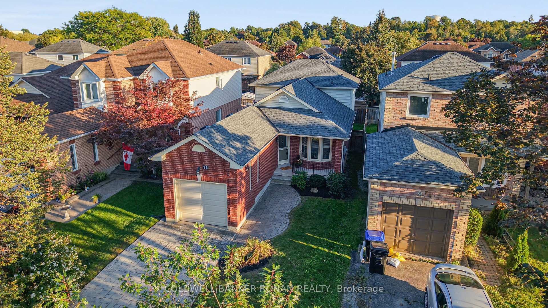 Photo 36 of 76 Gray Avenue, New Tecumseth, Alliston — HOMEH