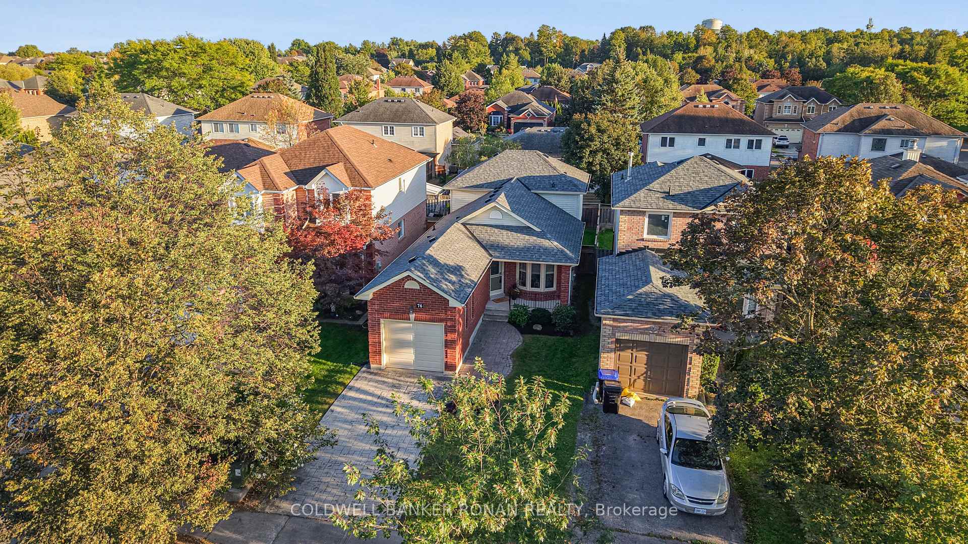 Photo 38 of 76 Gray Avenue, New Tecumseth, Alliston — HOMEH