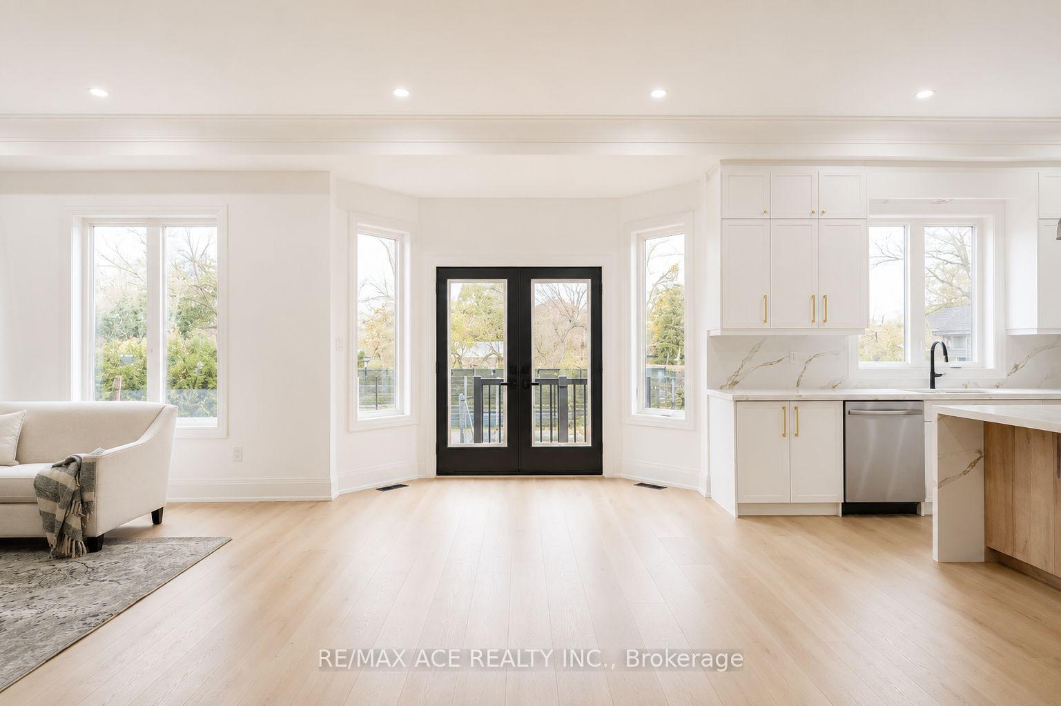 Photo 14 of 12 Euclid Avenue, Scarborough, Highland Creek — HOMEH