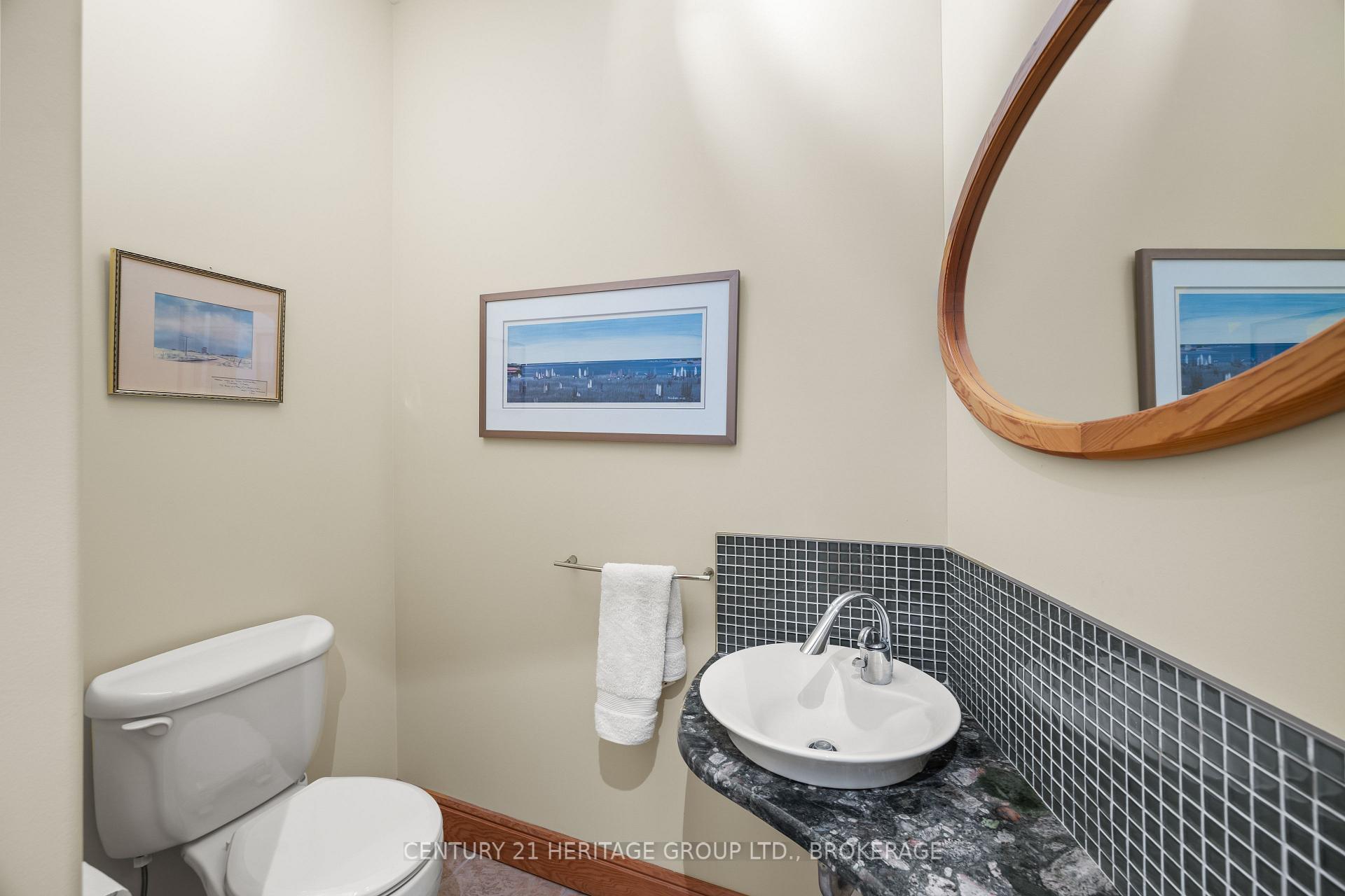 Photo 20 of 422 College Street, Kingston, Central City East — HOMEH