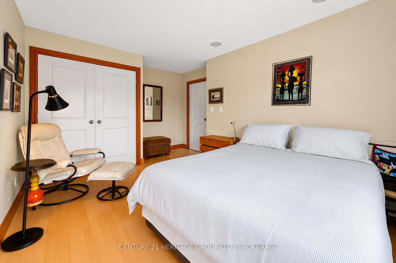 Photo 33 of 422 College Street, Kingston, Central City East — HOMEH