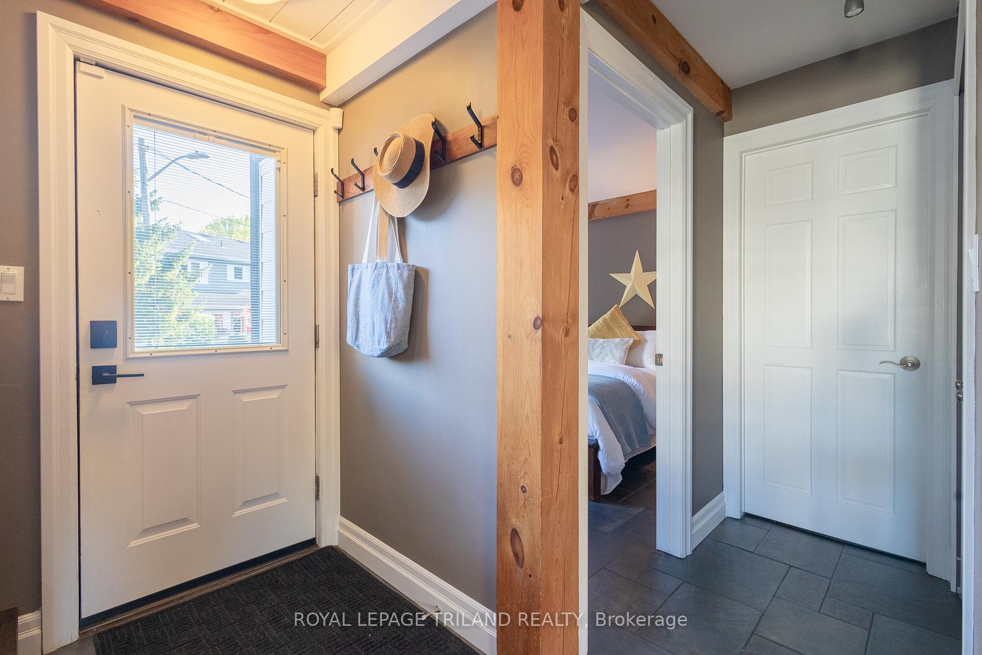 Photo 10 of 42 Lakeside Circle, Lambton Shores, Grand Bend — HOMEH