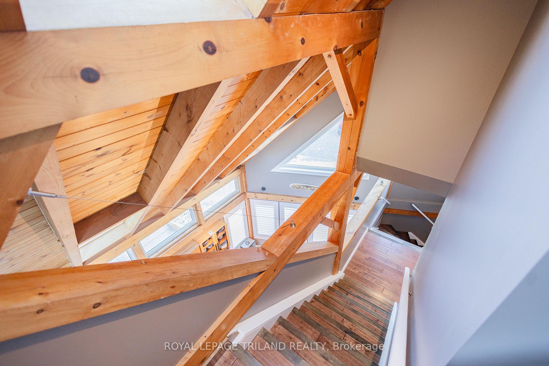 Photo 41 of 42 Lakeside Circle, Lambton Shores, Grand Bend — HOMEH