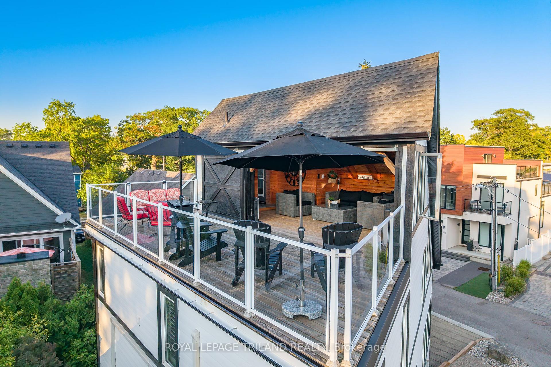 Photo 42 of 42 Lakeside Circle, Lambton Shores, Grand Bend — HOMEH