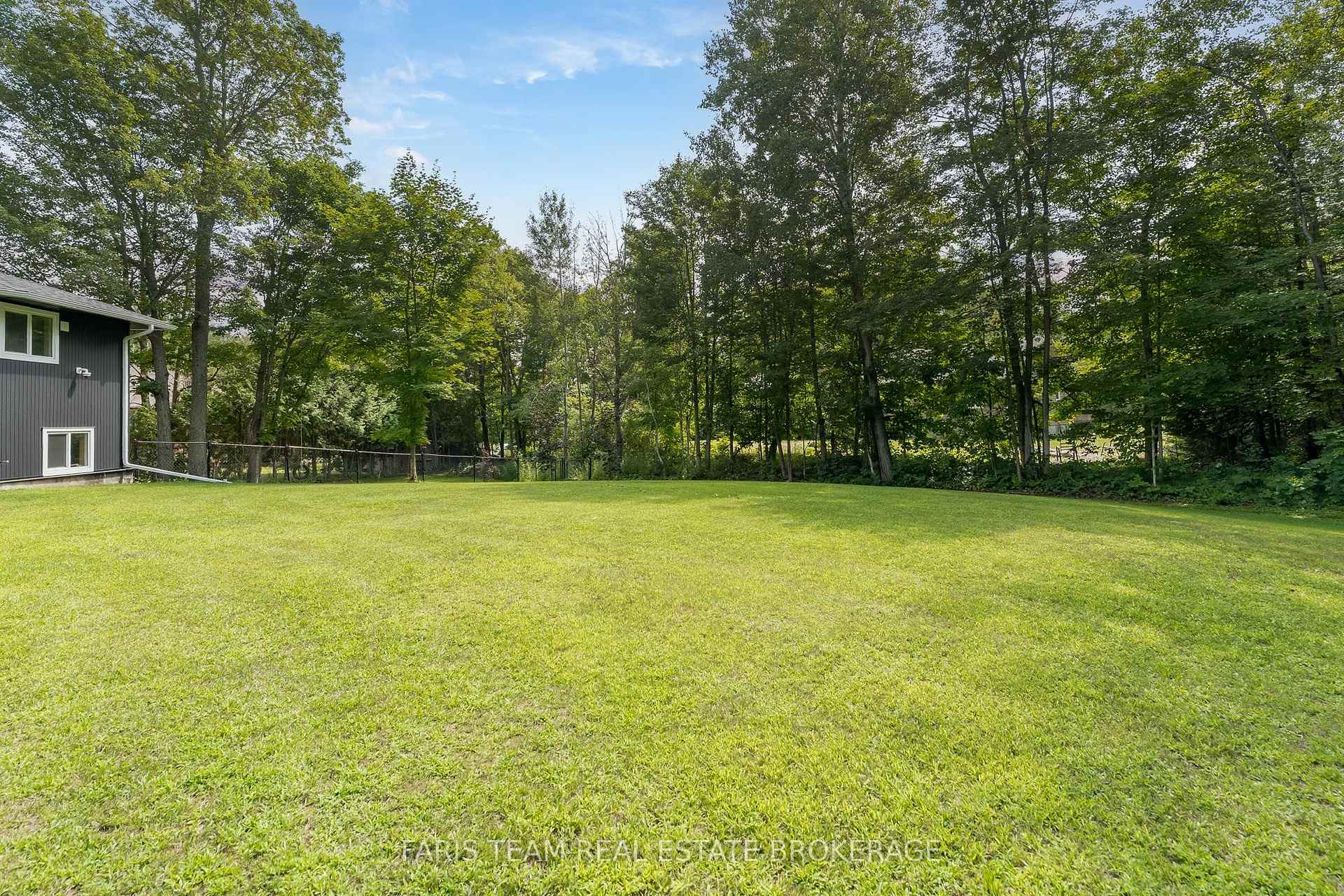 Photo 25 of 8 Joliet Crescent, Tiny, Rural Tiny — HOMEH