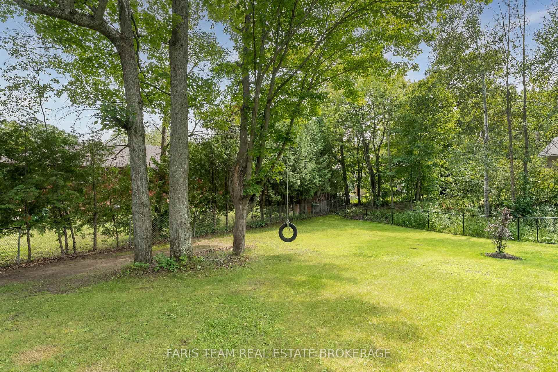 Photo 27 of 8 Joliet Crescent, Tiny, Rural Tiny — HOMEH