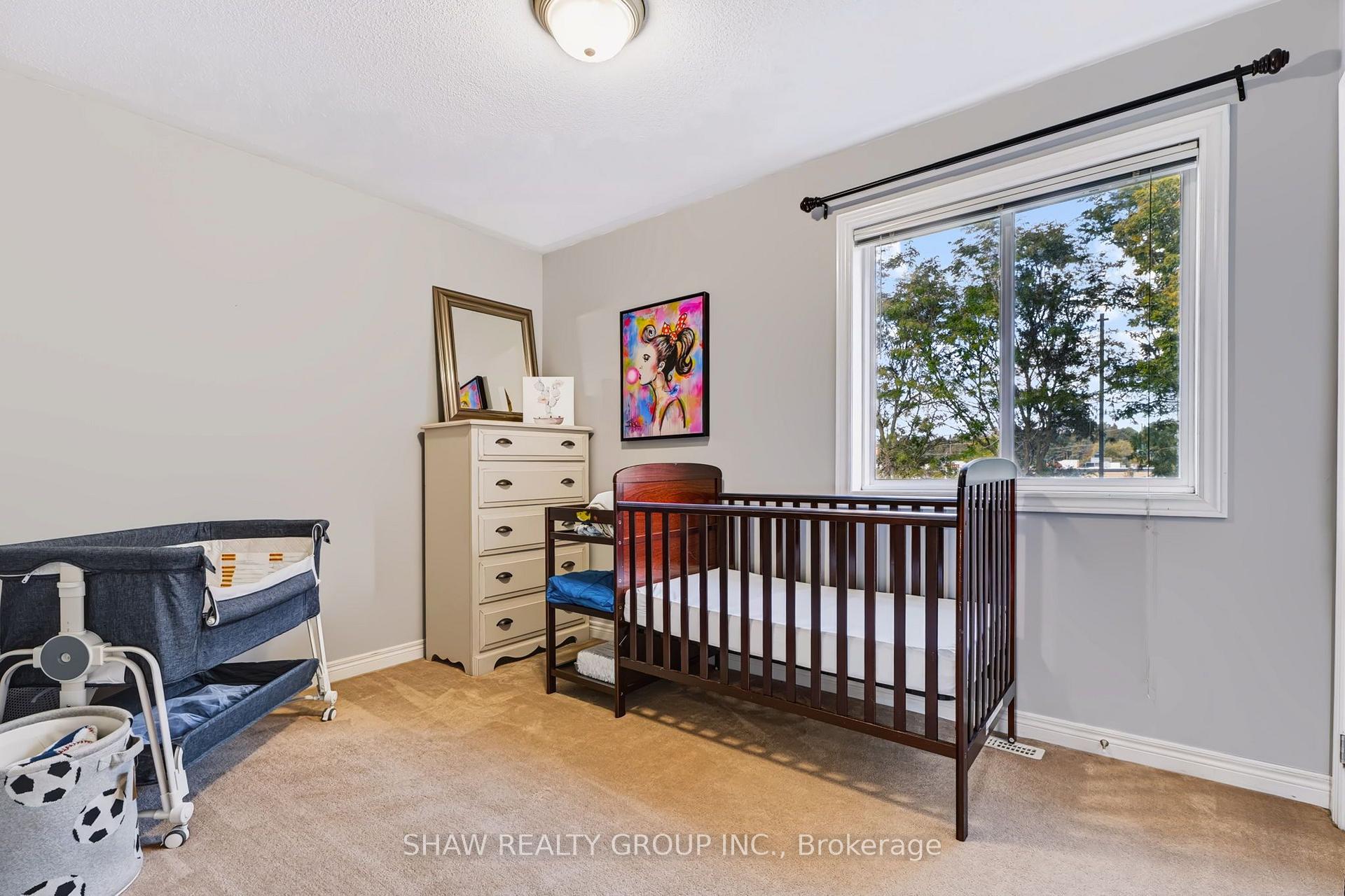 Photo 26 of 24 Fallingbrook Crescent, Kawartha Lakes, Lindsay — HOMEH