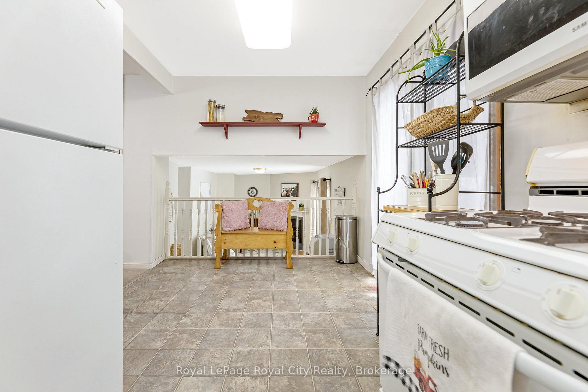 Photo 19 of 46 Douglas Crescent, Erin, Rural Erin — HOMEH