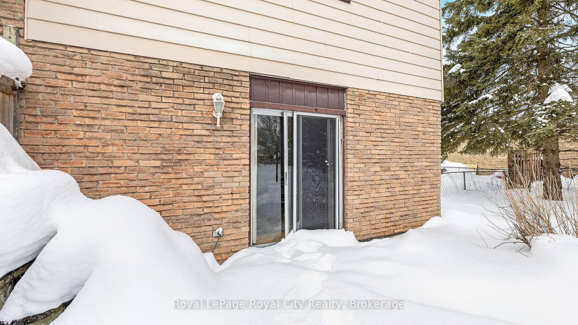 Photo 28 of 46 Douglas Crescent, Erin, Rural Erin — HOMEH