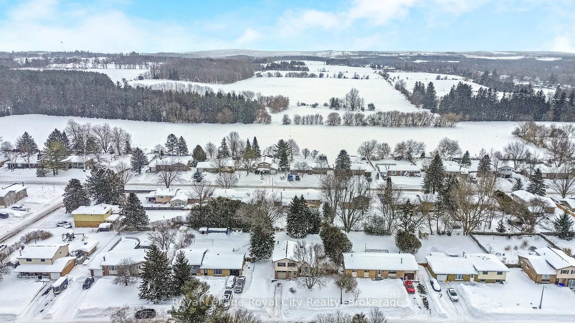 Photo 40 of 46 Douglas Crescent, Erin, Rural Erin — HOMEH