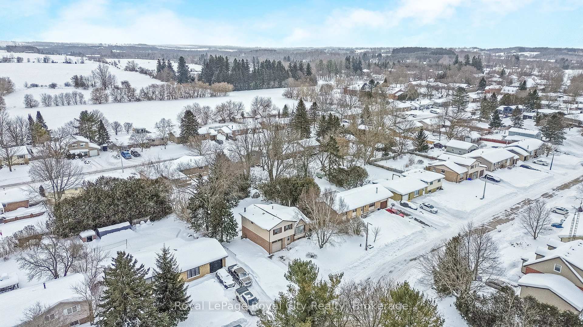 Photo 41 of 46 Douglas Crescent, Erin, Rural Erin — HOMEH