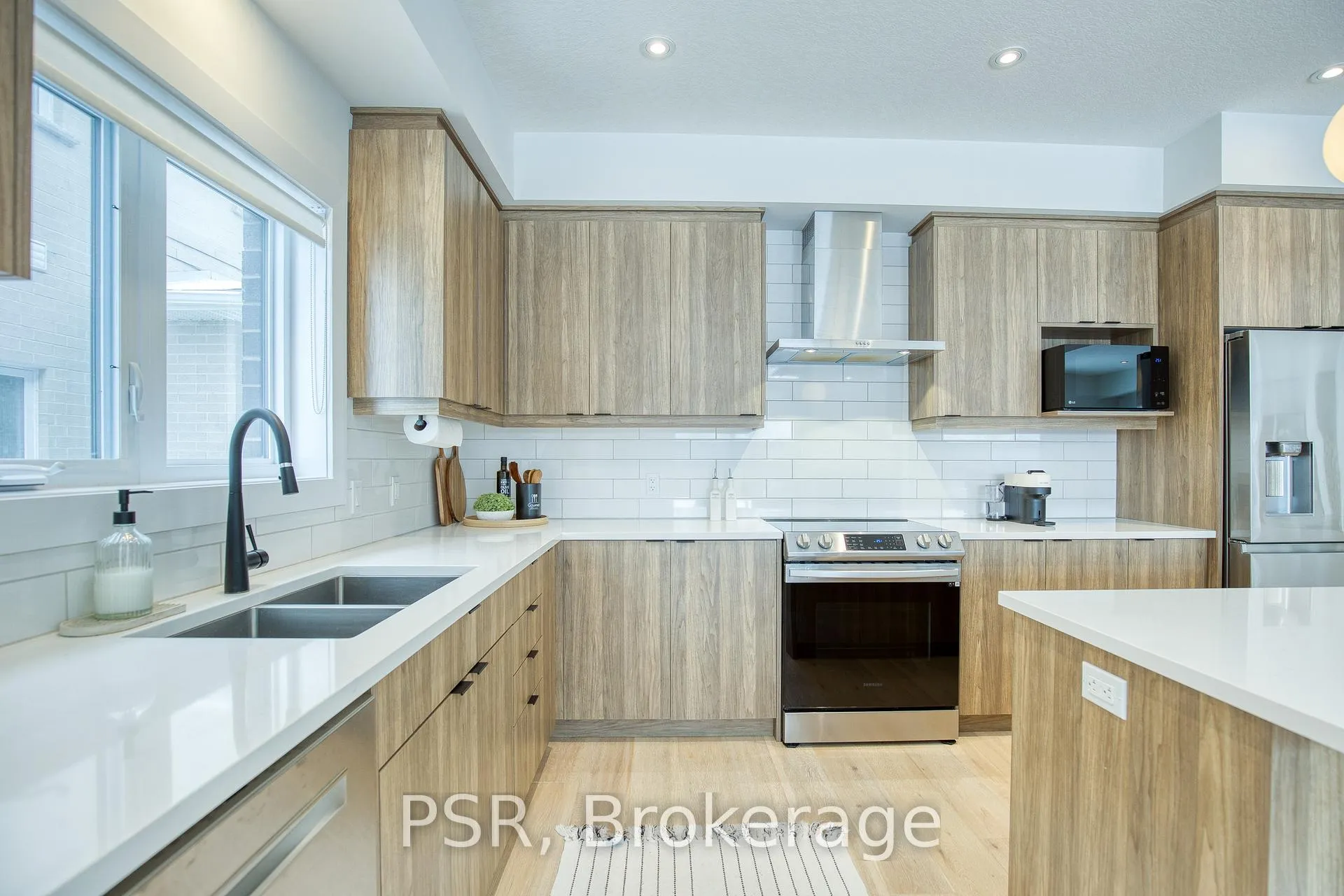 Photo 18 of 227 Otterbein Road, Kitchener — HOMEH