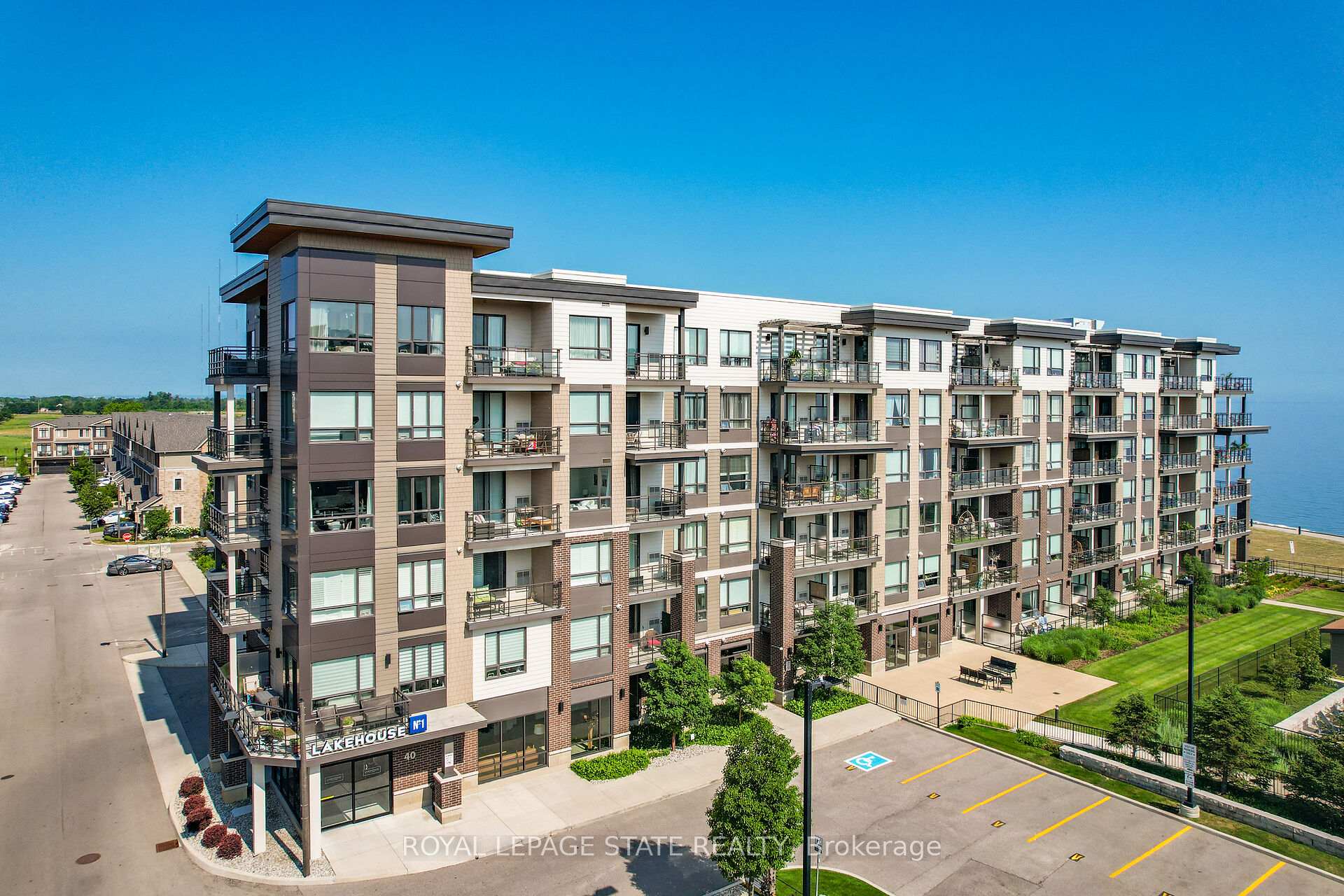 Photo of Unit 206, 40 Esplanade Lane