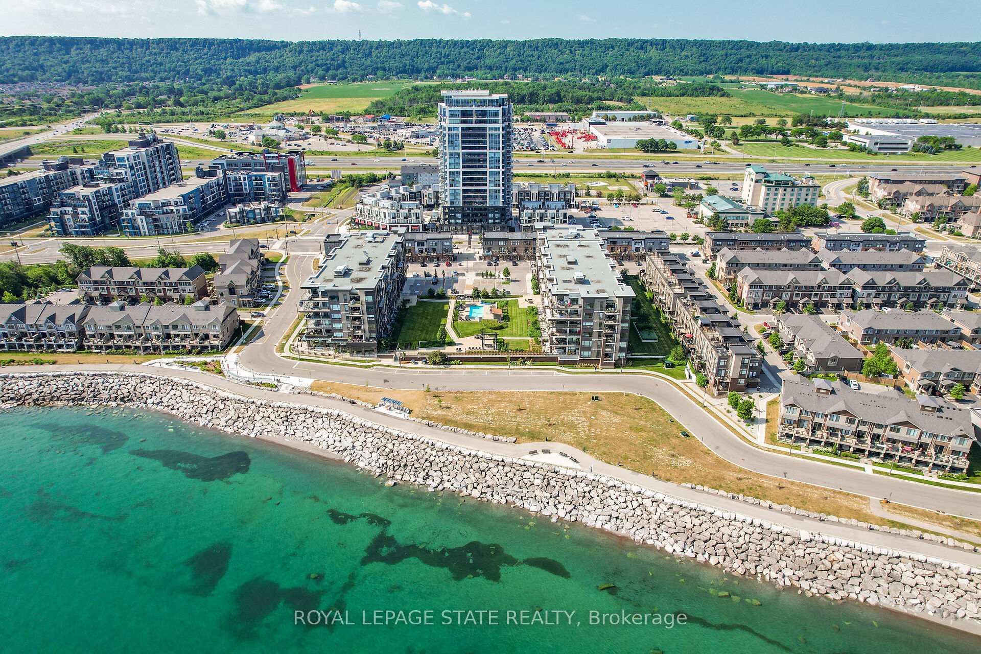 Photo 5 of Unit 206, 40 Esplanade Lane, Grimsby, Grimsby Beach — HOMEH