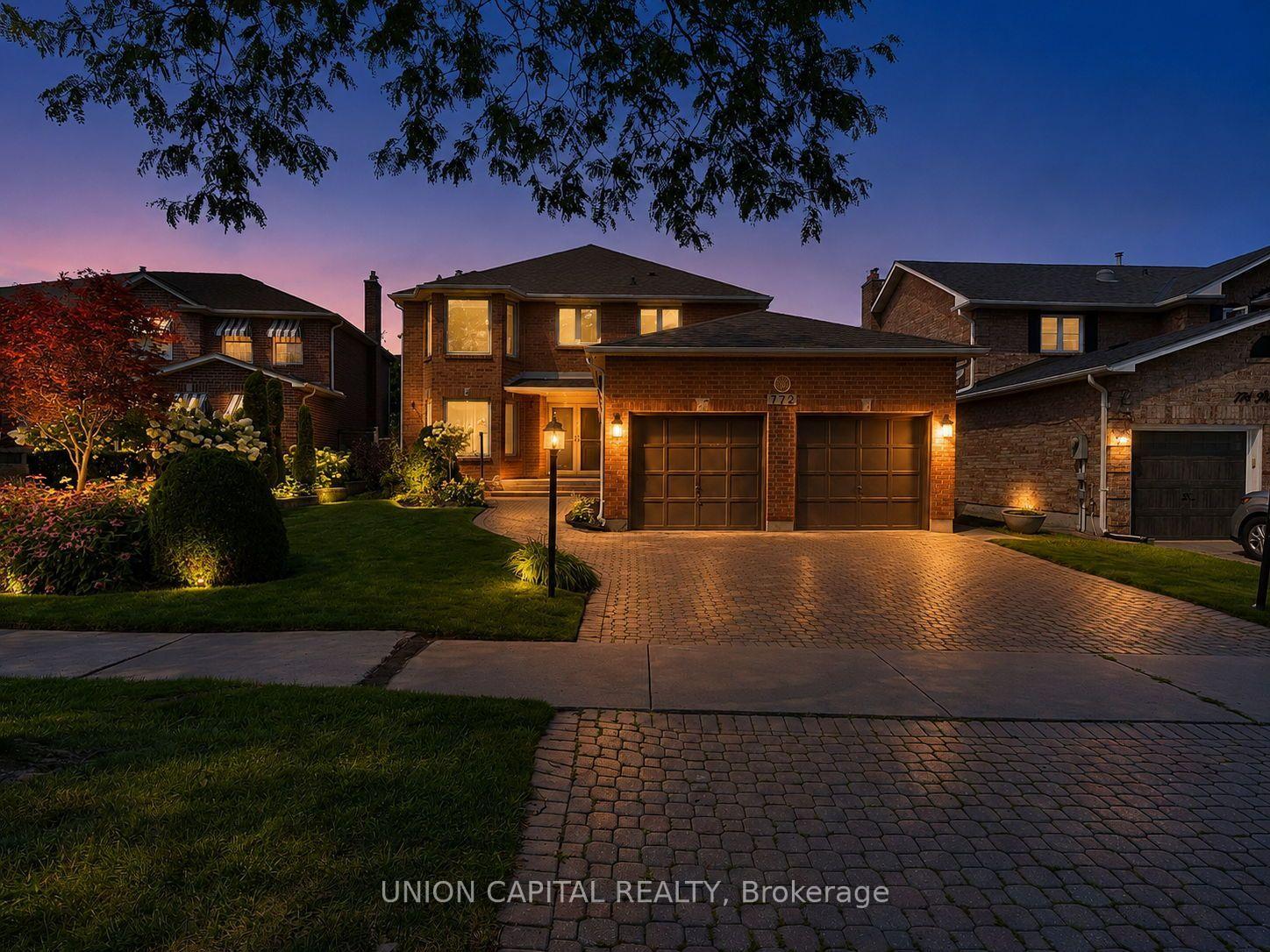 Photo 2 of 772 Pebble Court, Pickering, Amberlea — HOMEH