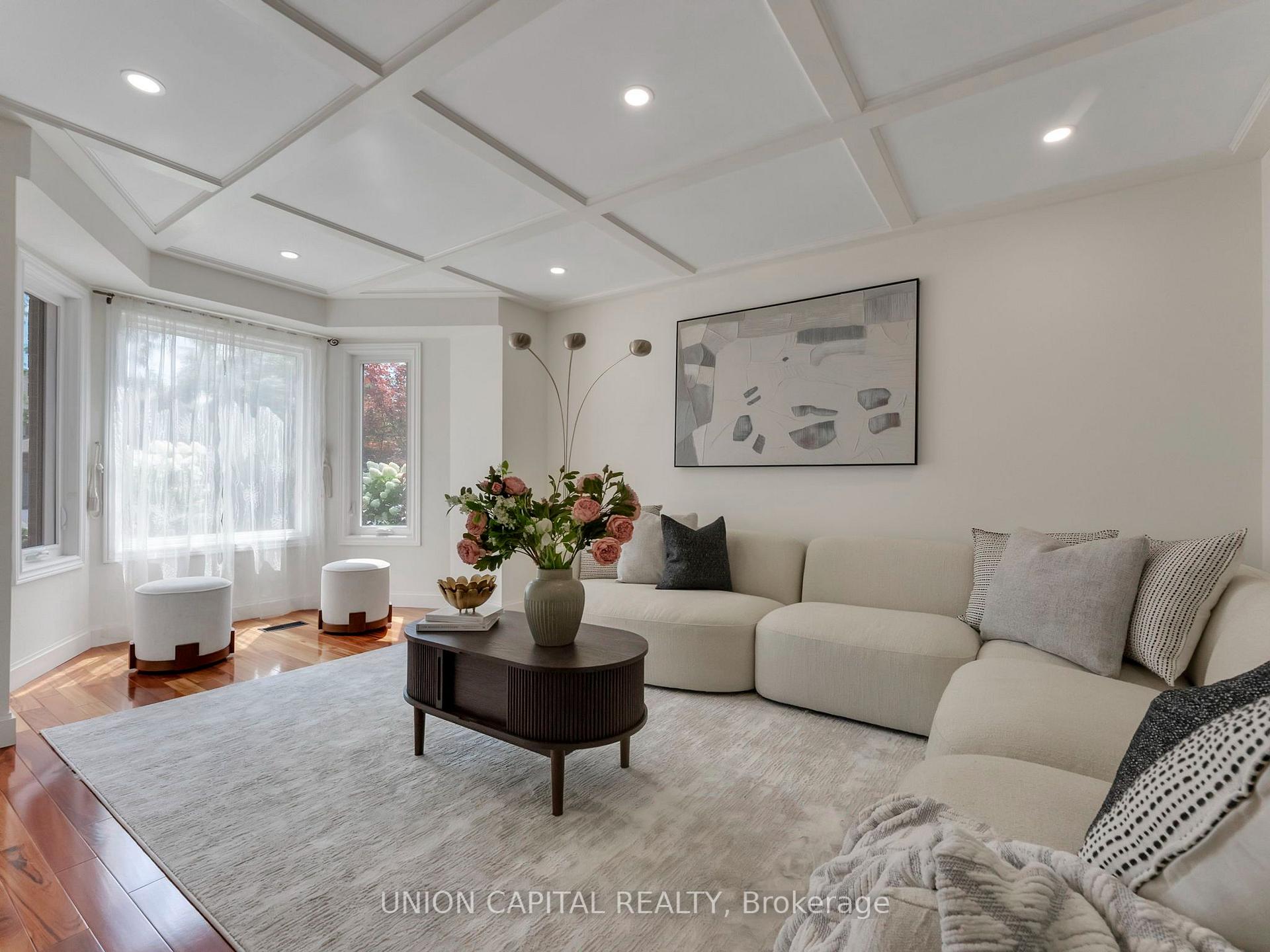 Photo 5 of 772 Pebble Court, Pickering, Amberlea — HOMEH