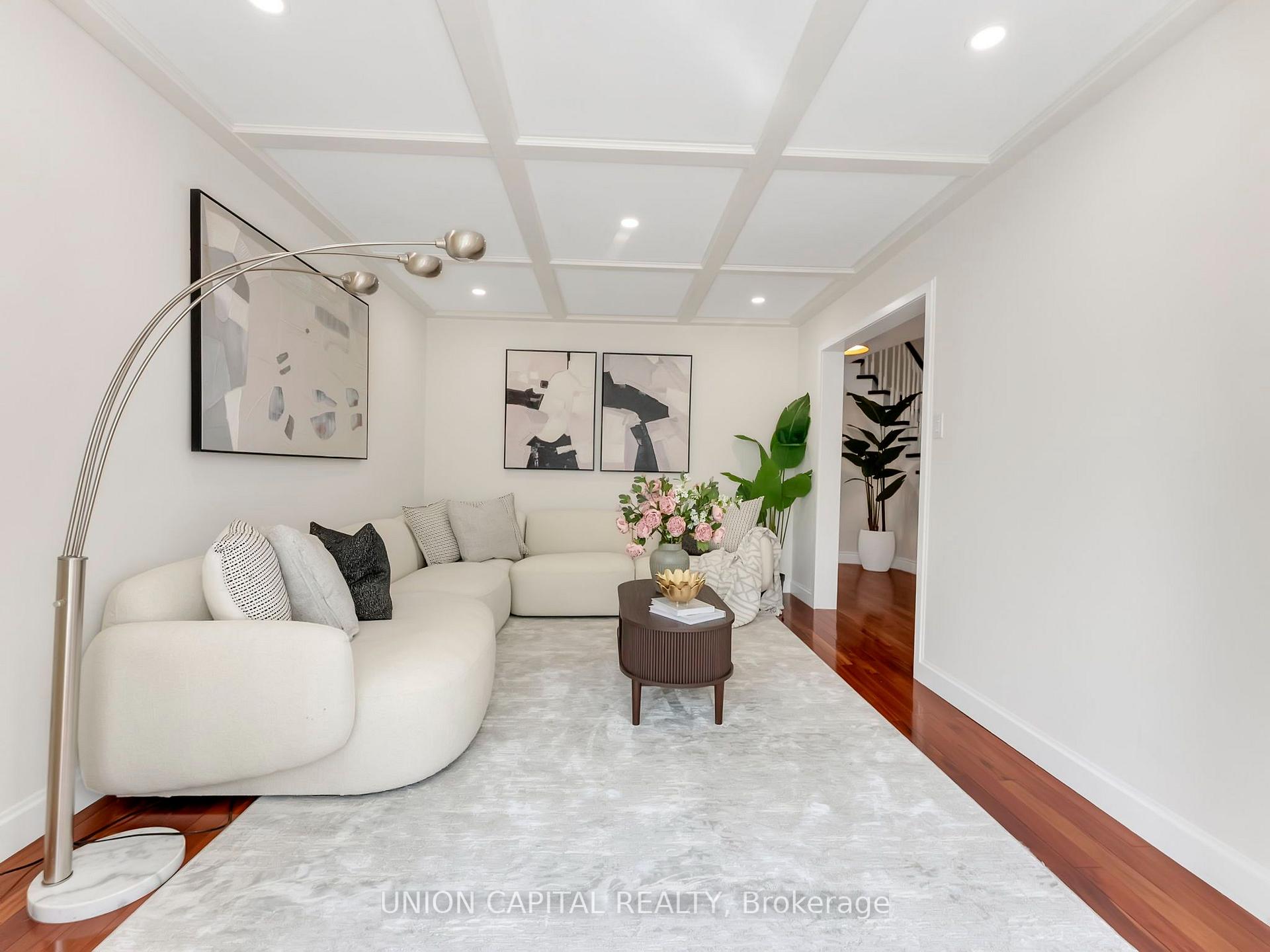 Photo 7 of 772 Pebble Court, Pickering, Amberlea — HOMEH