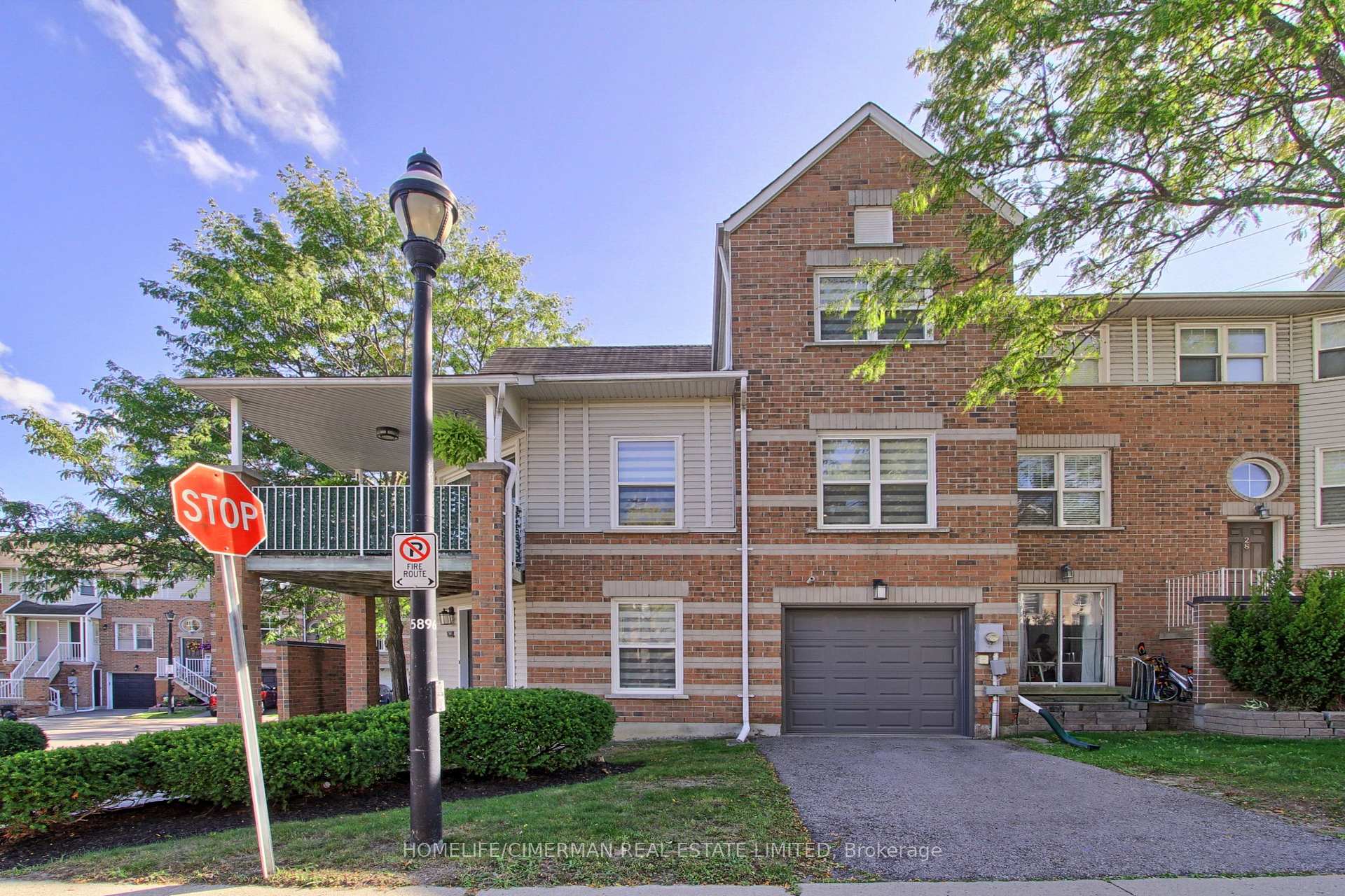 Photo 7 of 30 Brandy Lane Way, Newmarket, Central Newmarket — HOMEH