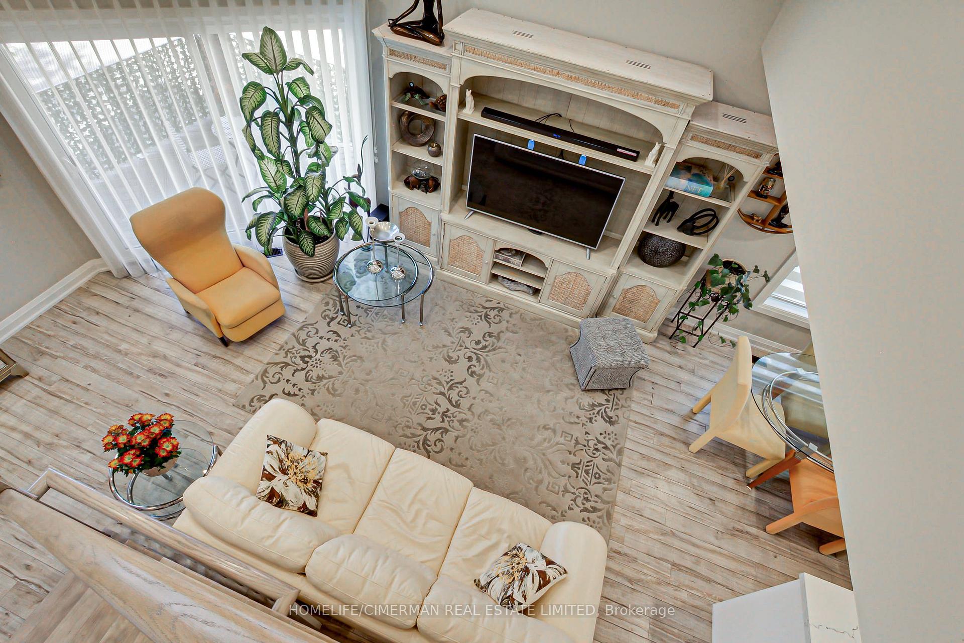 Photo 47 of 30 Brandy Lane Way, Newmarket, Central Newmarket — HOMEH
