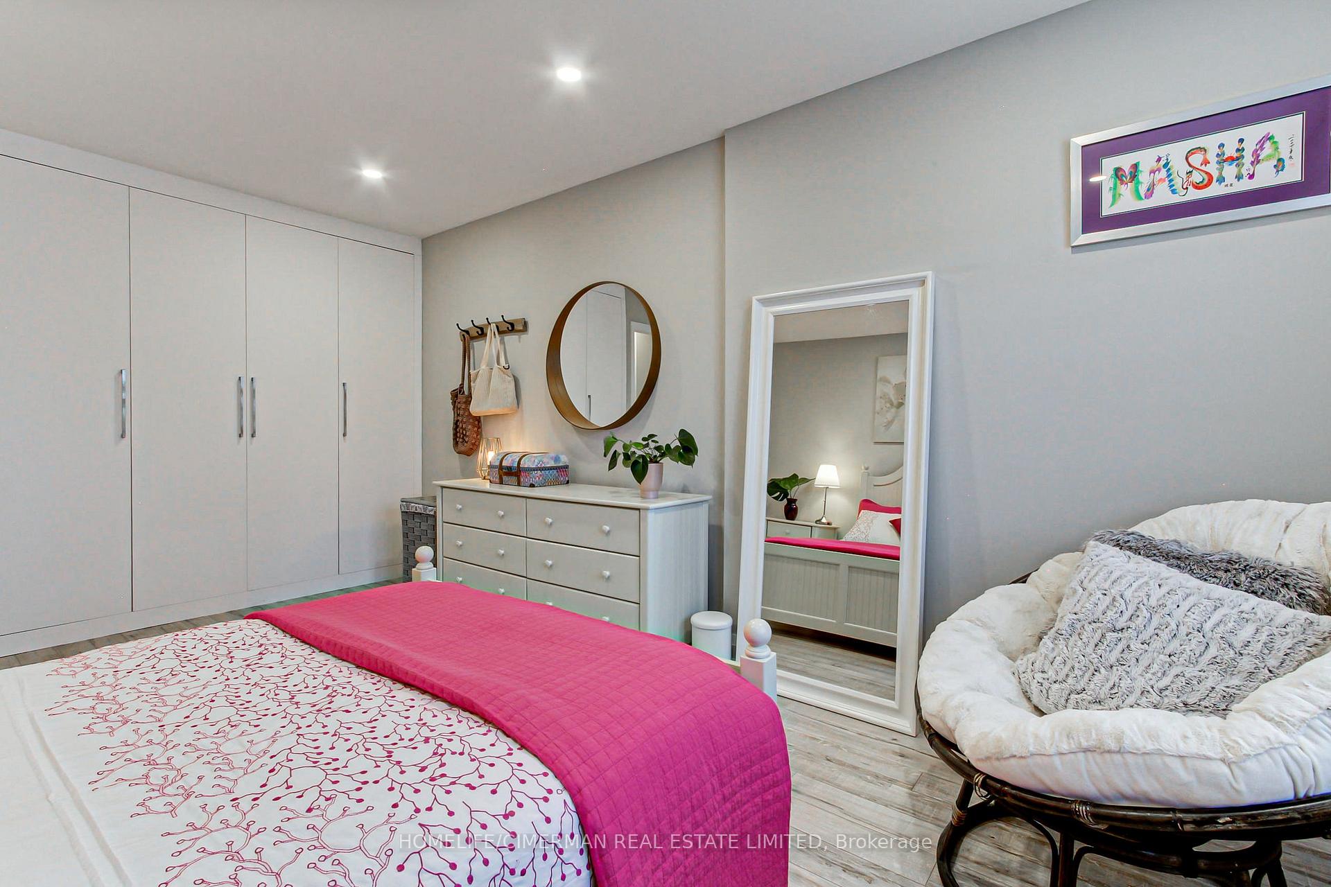Photo 53 of 30 Brandy Lane Way, Newmarket, Central Newmarket — HOMEH