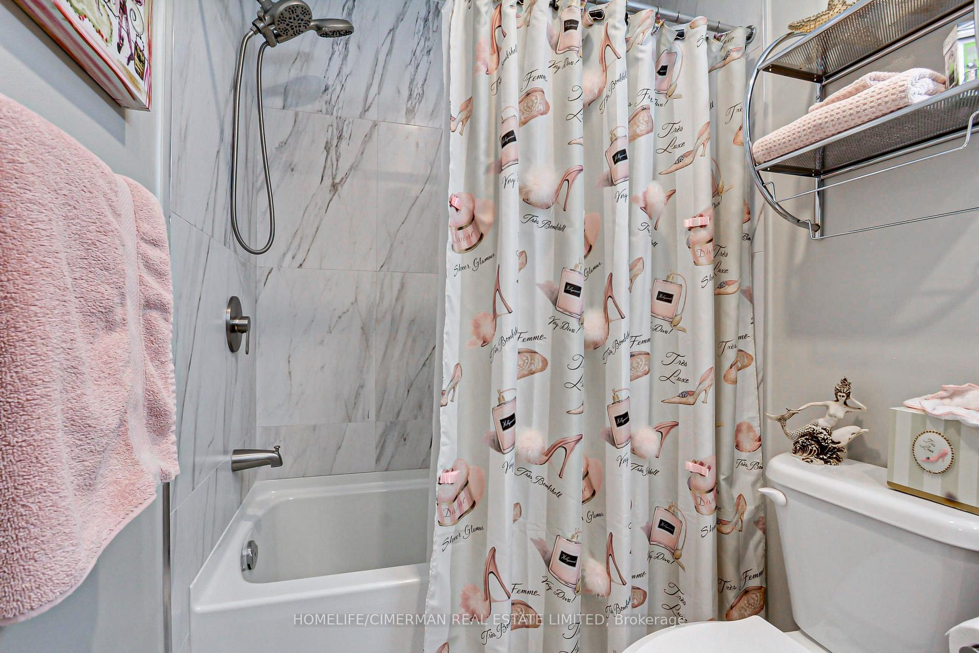 Photo 61 of 30 Brandy Lane Way, Newmarket, Central Newmarket — HOMEH