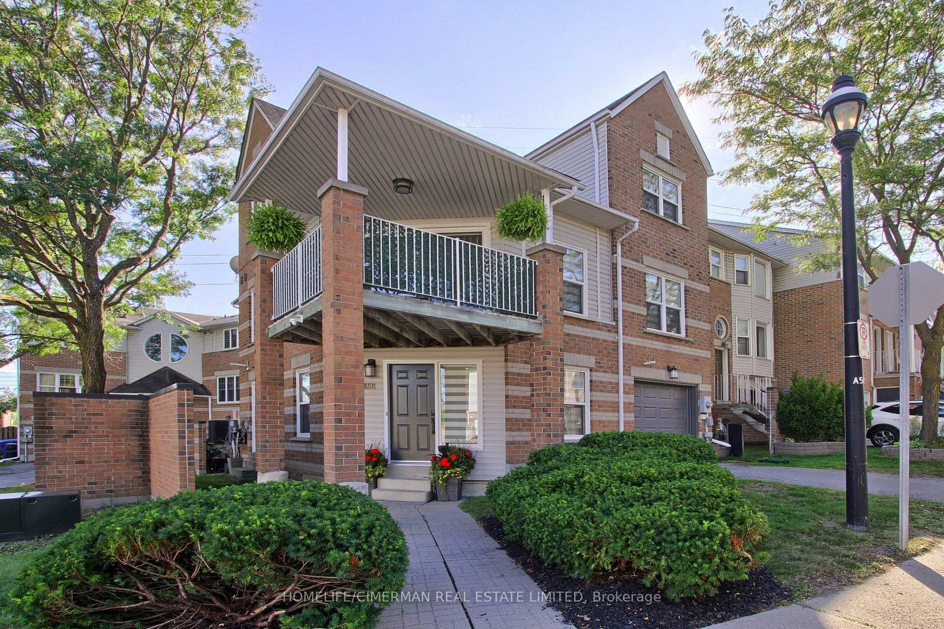 Photo 70 of 30 Brandy Lane Way, Newmarket, Central Newmarket — HOMEH