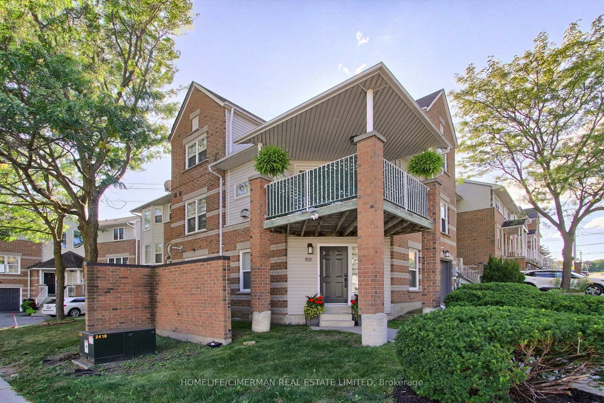 Photo 4 of 30 Brandy Lane Way, Newmarket, Central Newmarket — HOMEH