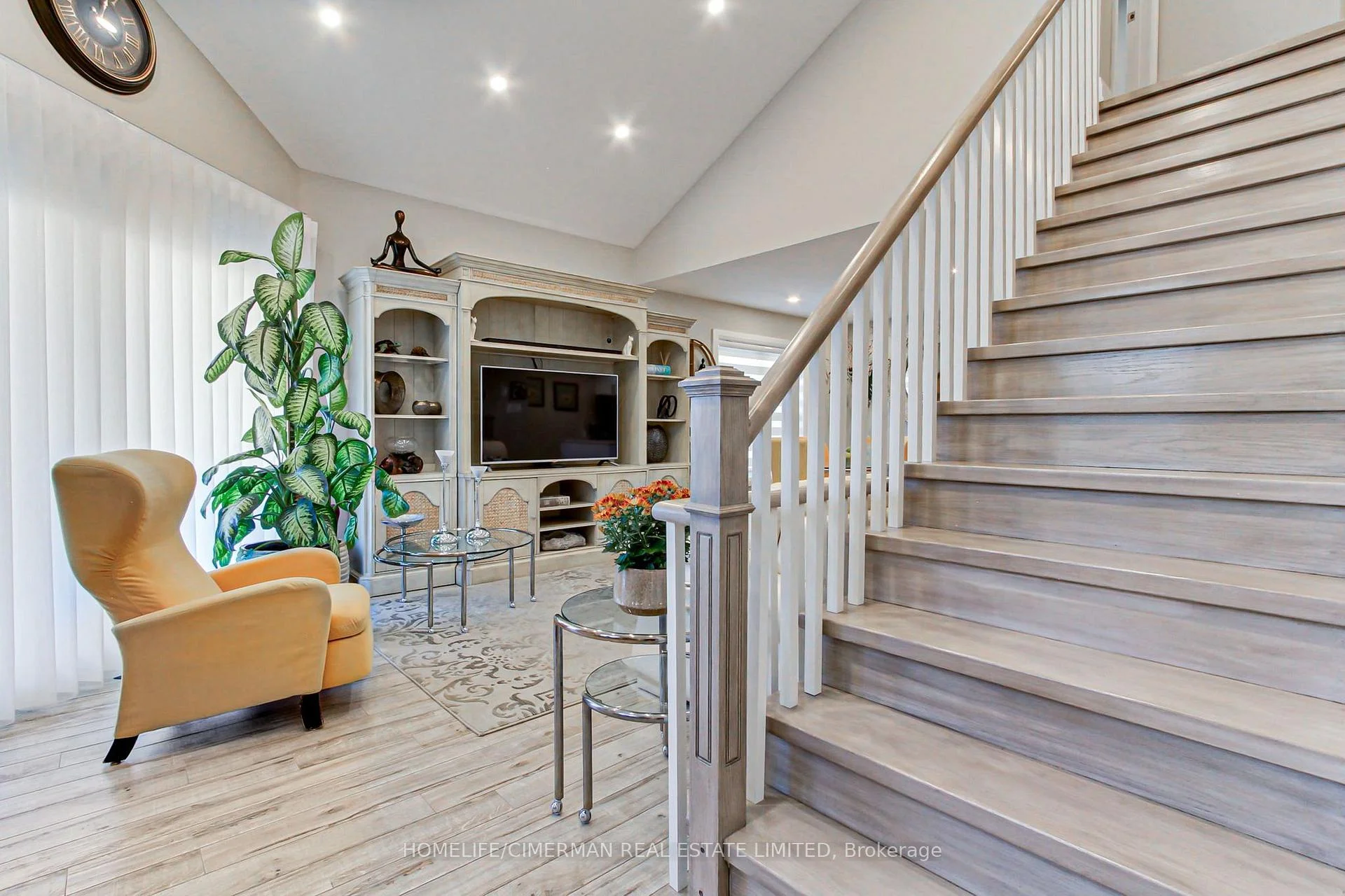Photo 42 of 30 Brandy Lane Way, Newmarket, Central Newmarket — HOMEH