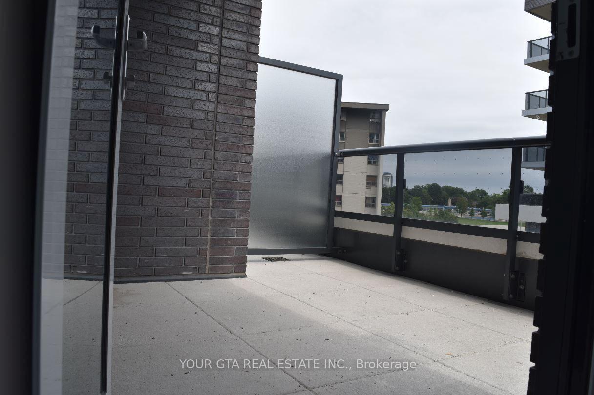 Photo 18 of Unit 426, 26 Gibbs Road, Etobicoke, Islington-City Centre West — HOMEH