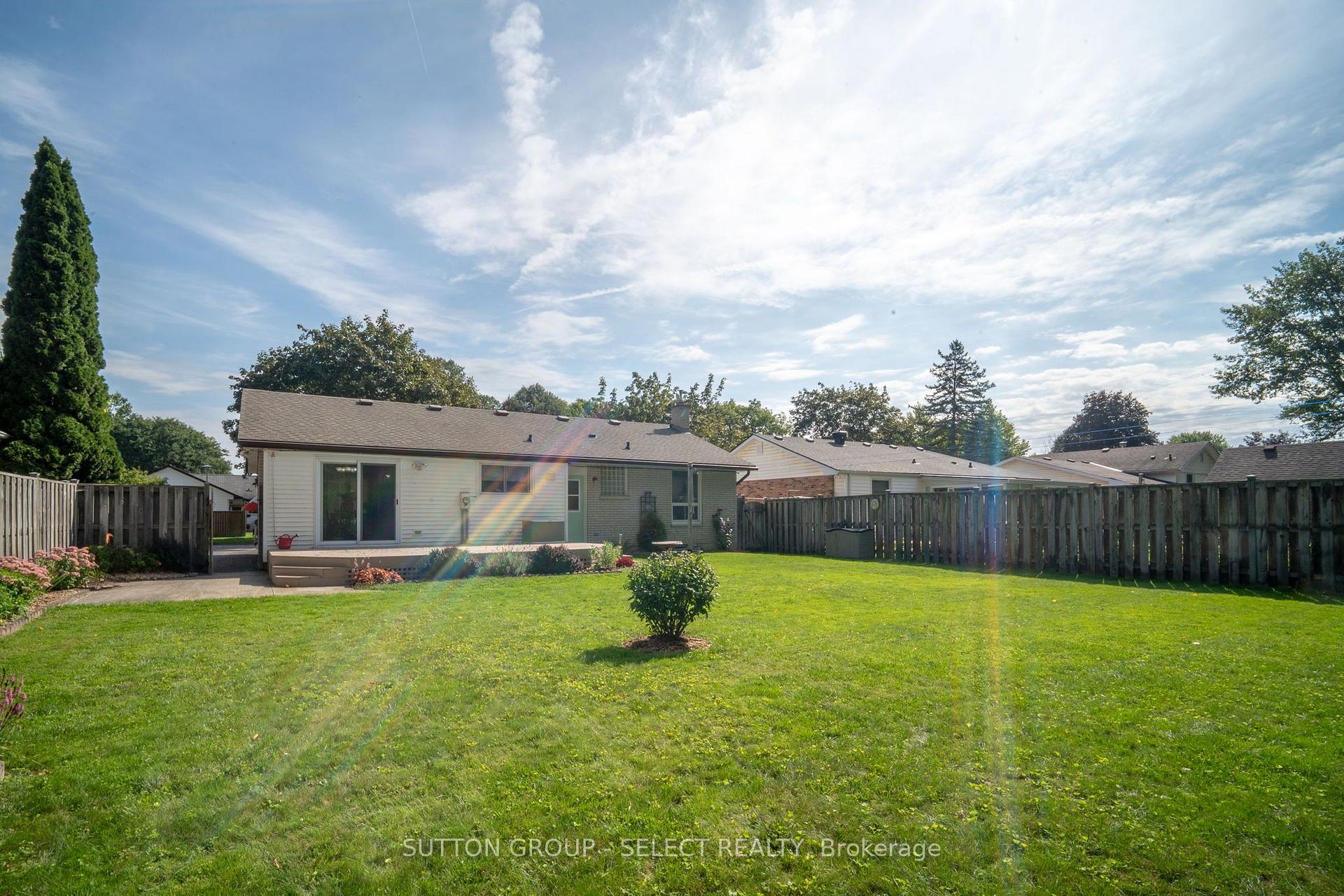 Photo 25 of 1679 Estevan Road, London, North C — HOMEH