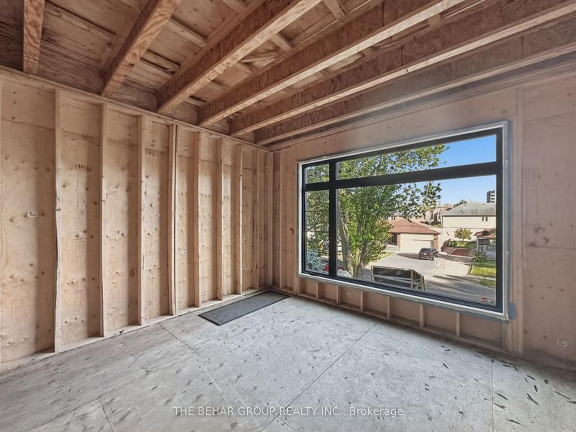 Photo 12 of 188 Crestwood Road, Vaughan, Crestwood-Springfarm-Yorkhill — HOMEH