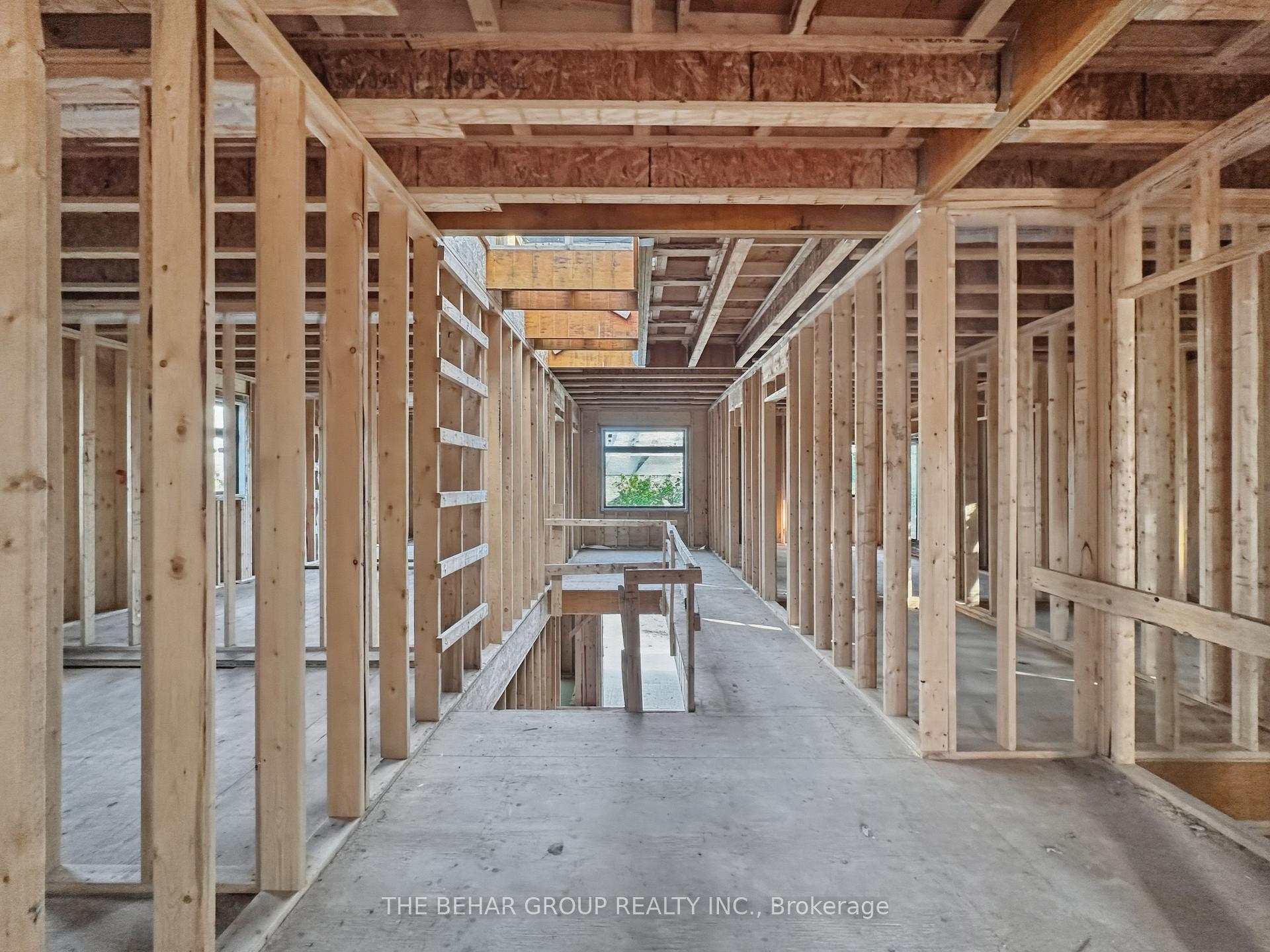 Photo 19 of 188 Crestwood Road, Vaughan, Crestwood-Springfarm-Yorkhill — HOMEH
