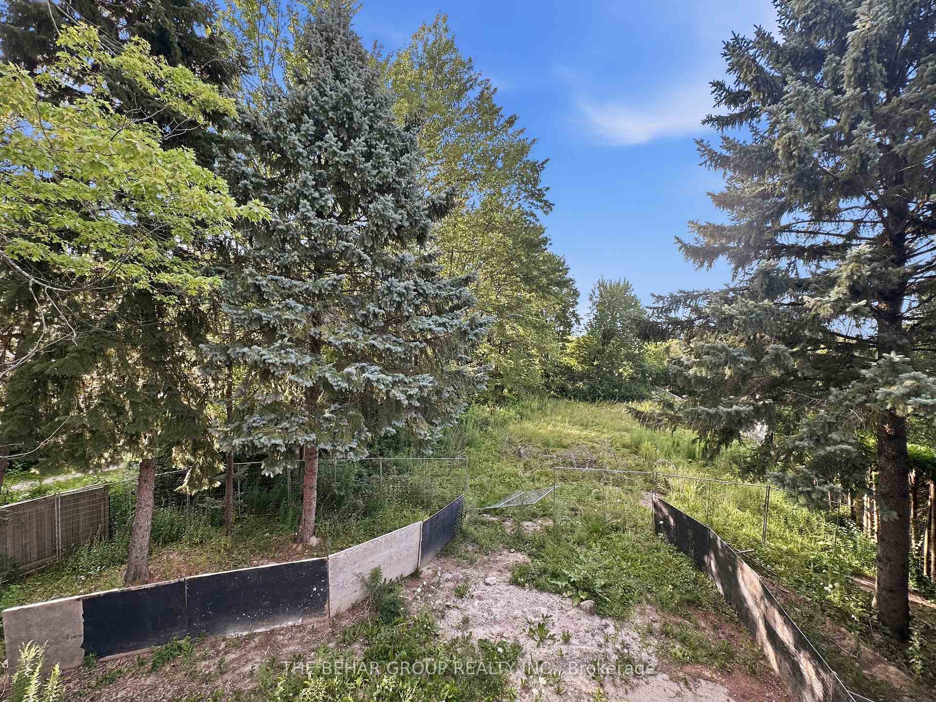 Photo 20 of 188 Crestwood Road, Vaughan, Crestwood-Springfarm-Yorkhill — HOMEH