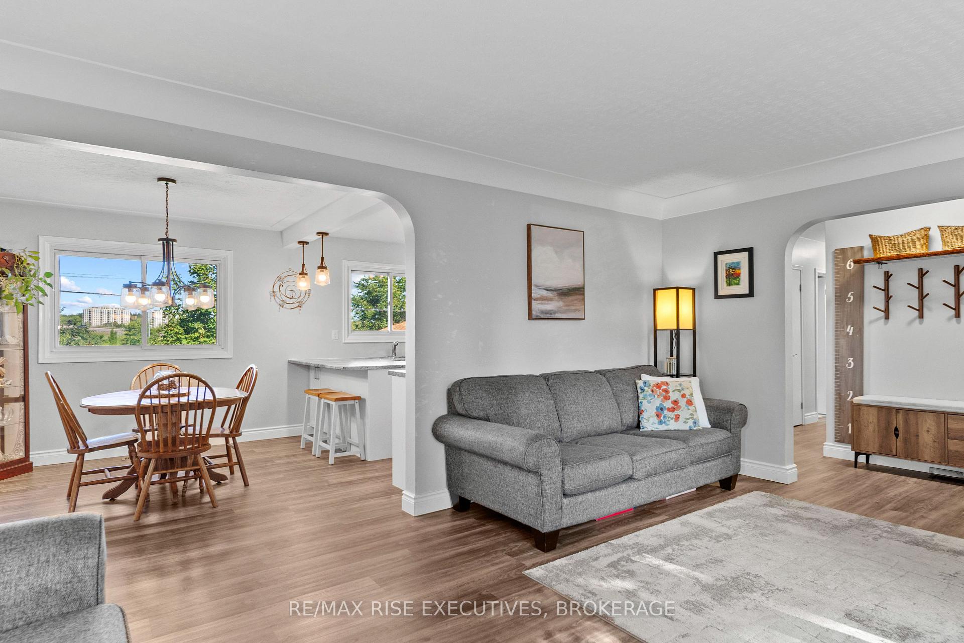 Photo 8 of 339 Arrowhead Place, Kingston, West of Sir John A. Blvd — HOMEH