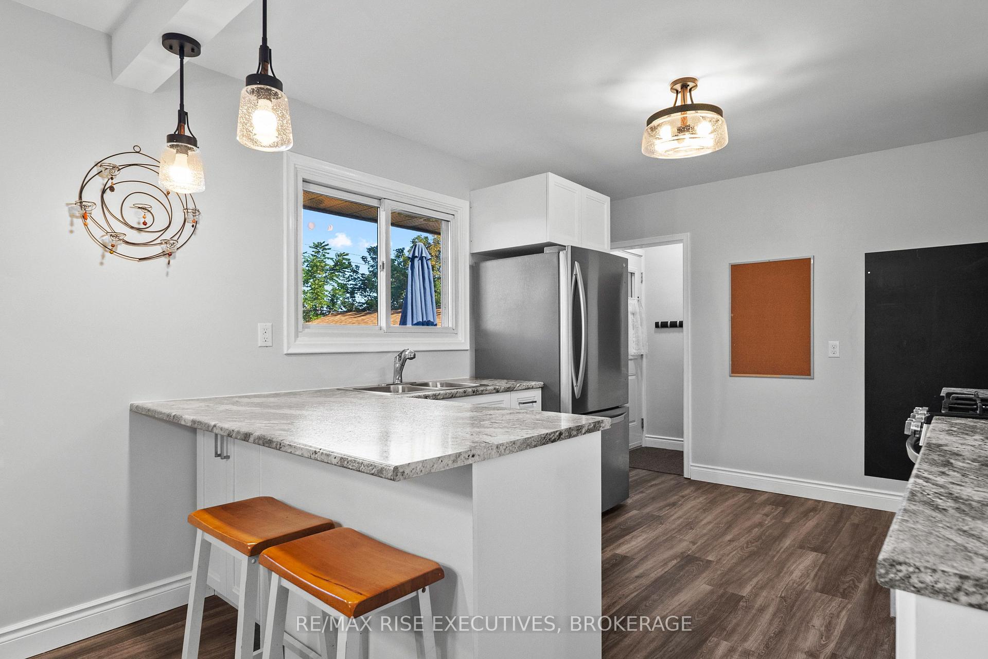 Photo 12 of 339 Arrowhead Place, Kingston, West of Sir John A. Blvd — HOMEH