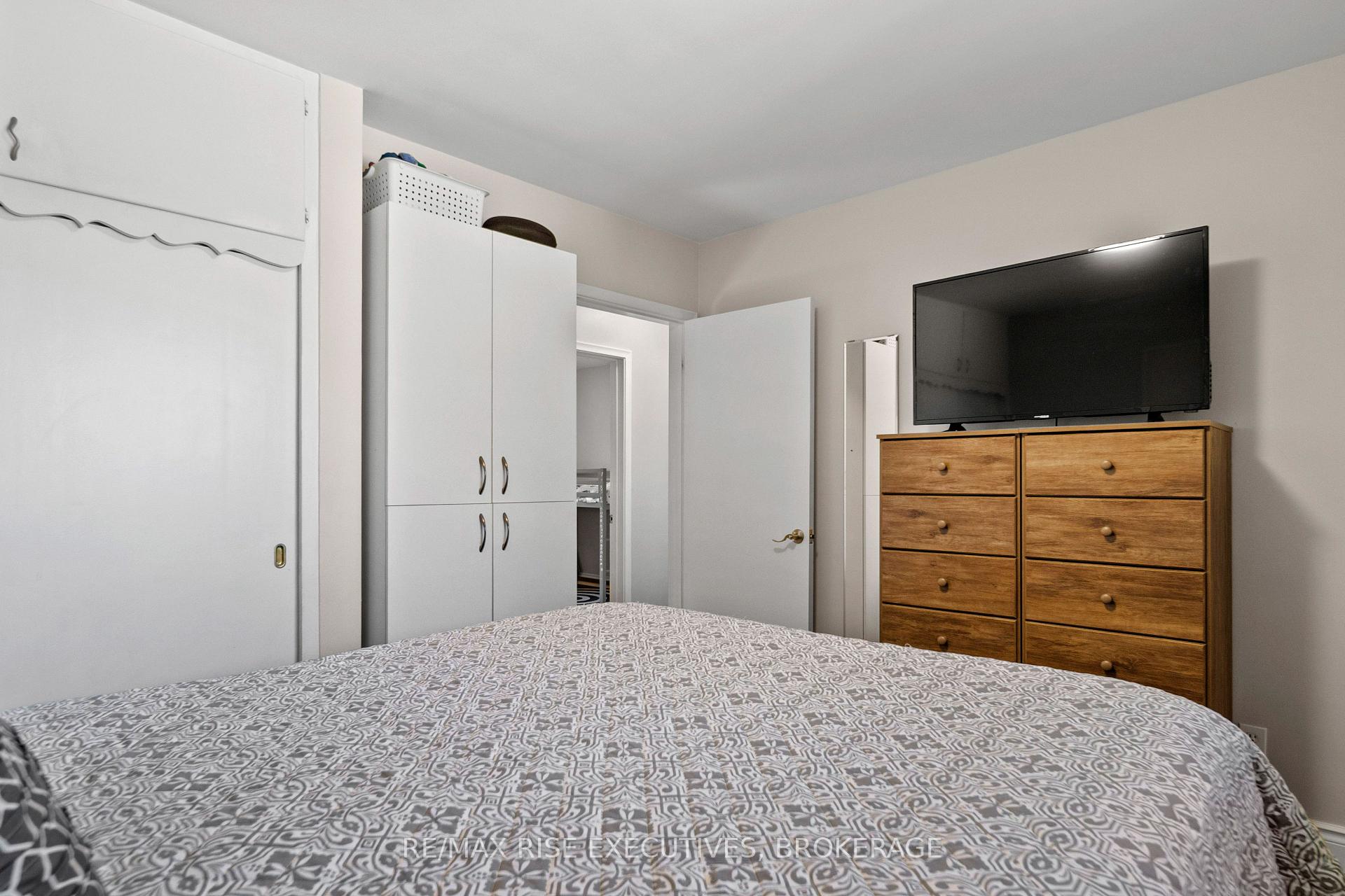 Photo 19 of 339 Arrowhead Place, Kingston, West of Sir John A. Blvd — HOMEH