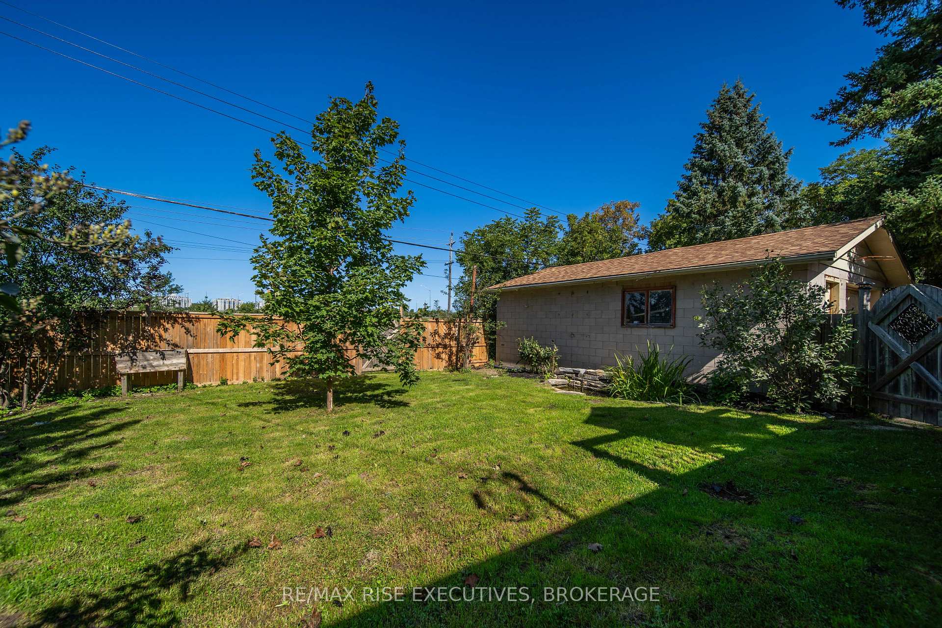 Photo 34 of 339 Arrowhead Place, Kingston, West of Sir John A. Blvd — HOMEH
