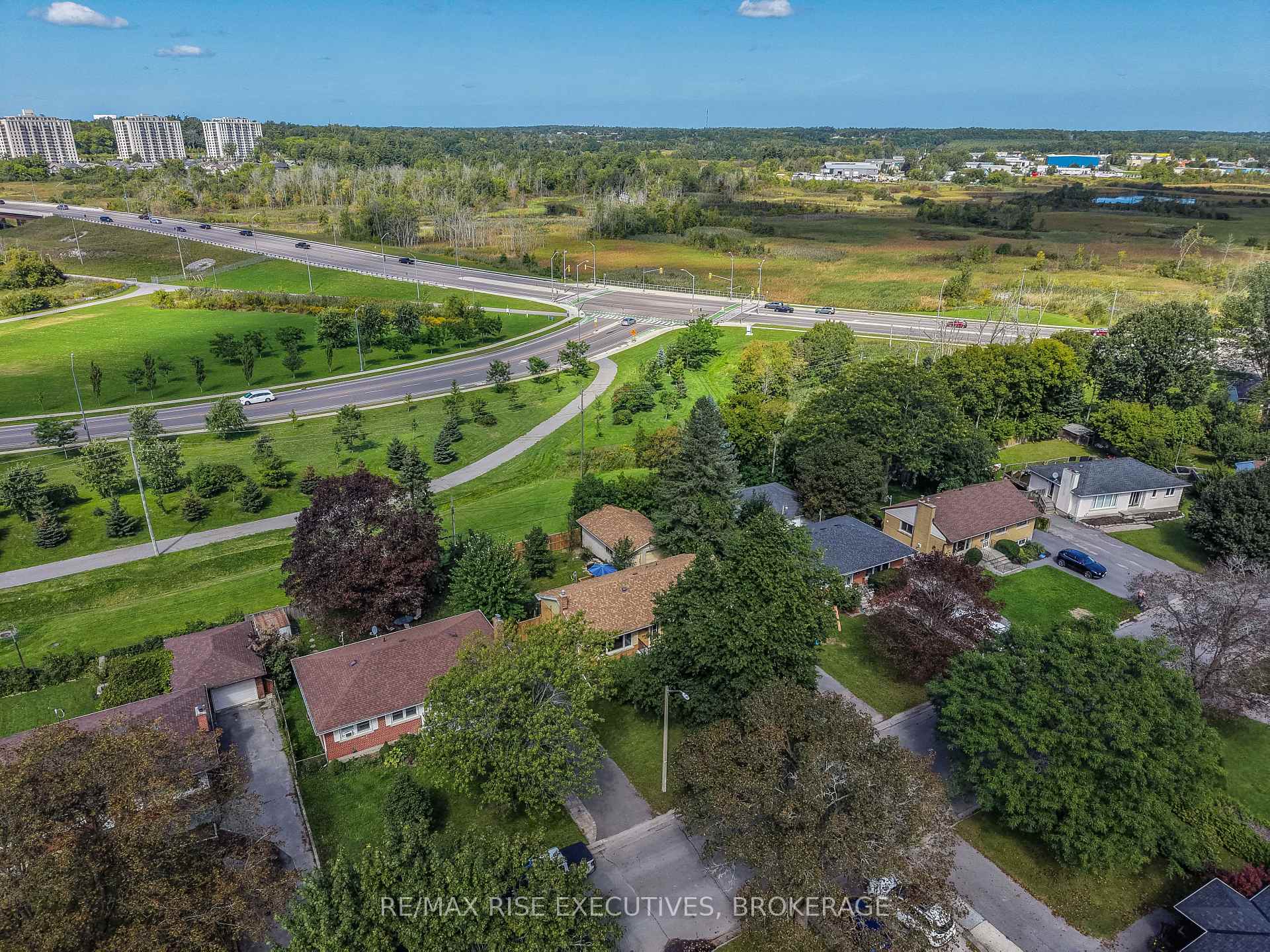 Photo 46 of 339 Arrowhead Place, Kingston, West of Sir John A. Blvd — HOMEH