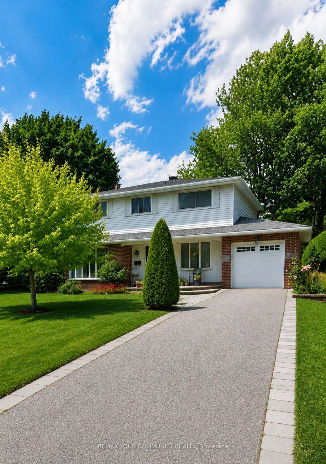 Photo 1 of 14 Apple Orchard Path, Markham, Royal Orchard — HOMEH