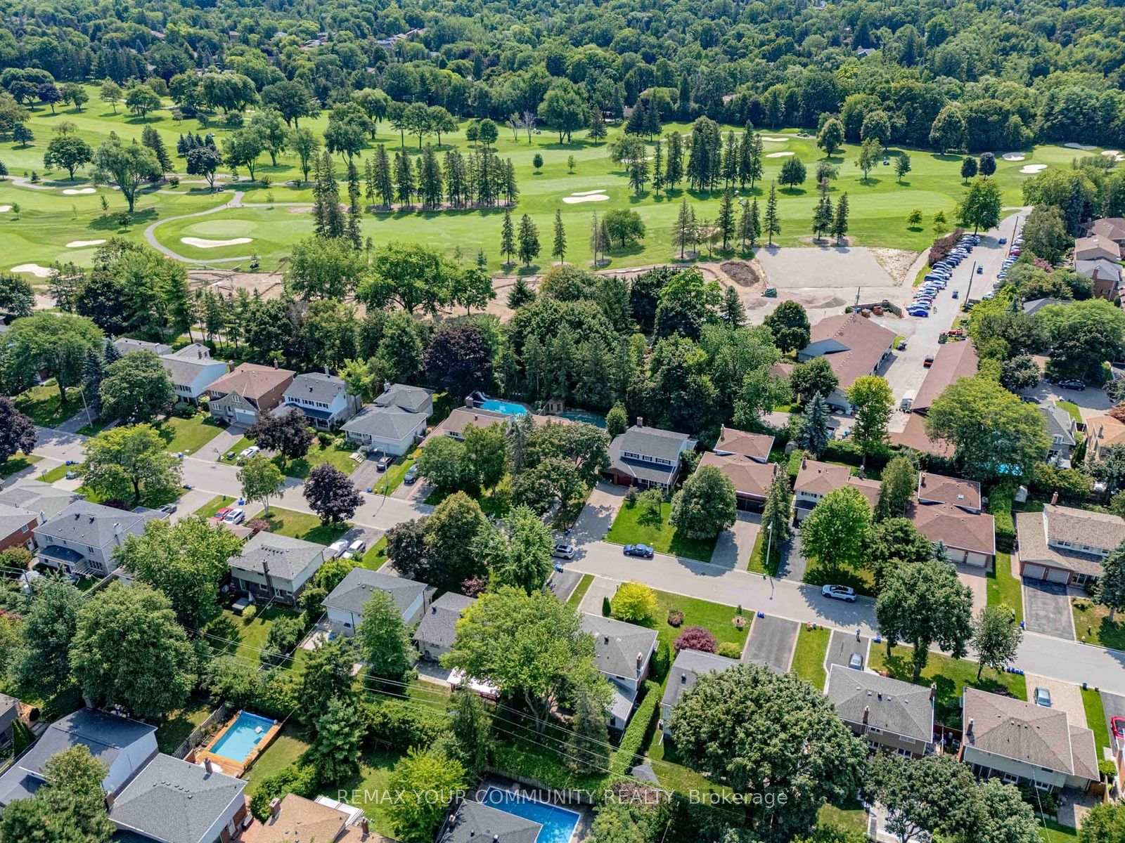 Photo 3 of 14 Apple Orchard Path, Markham, Royal Orchard — HOMEH