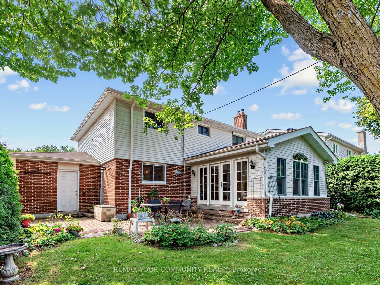 Photo 29 of 14 Apple Orchard Path, Markham, Royal Orchard — HOMEH