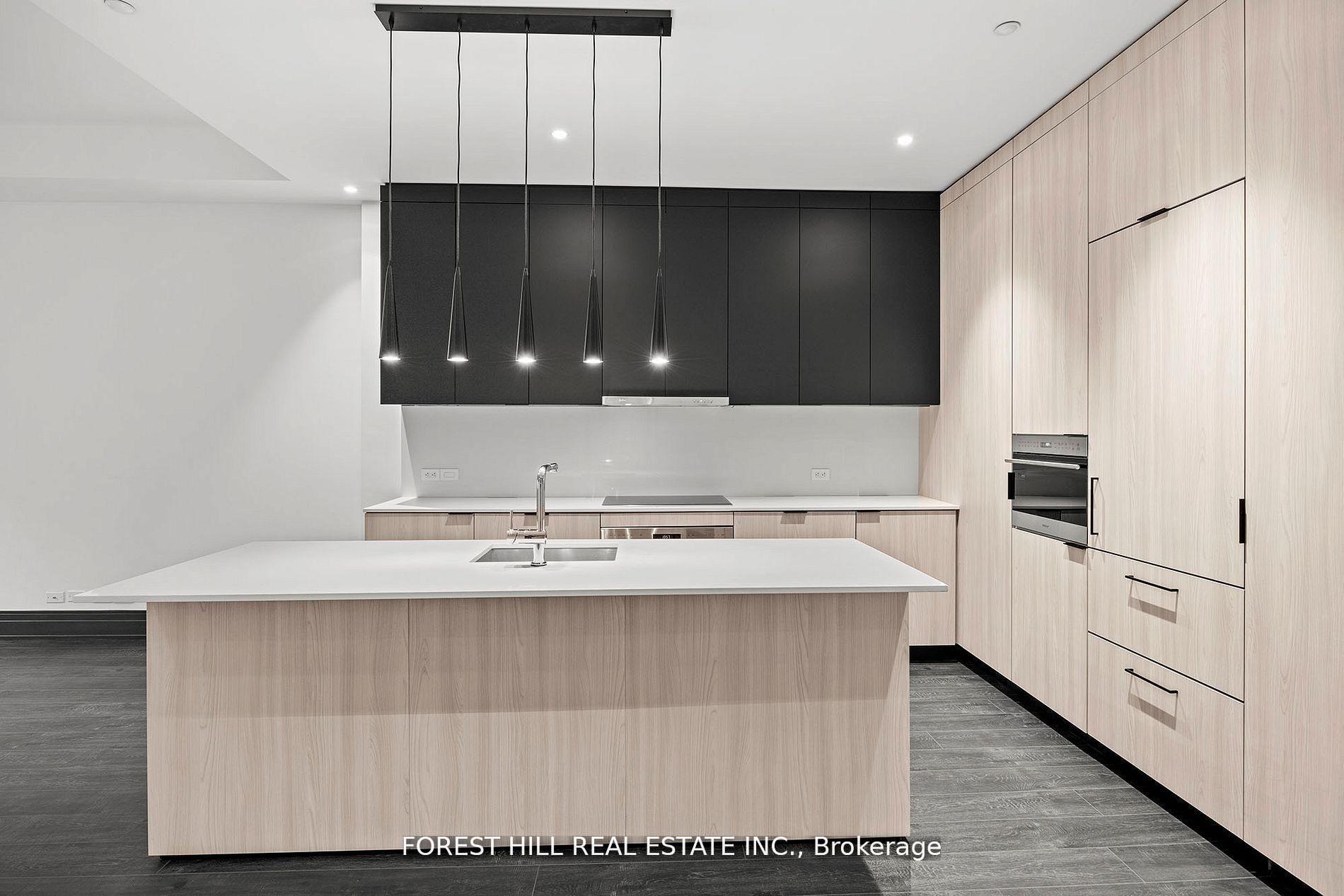 Photo 5 of Unit 1502, 2 Avenue Road, Toronto, The Annex — HOMEH