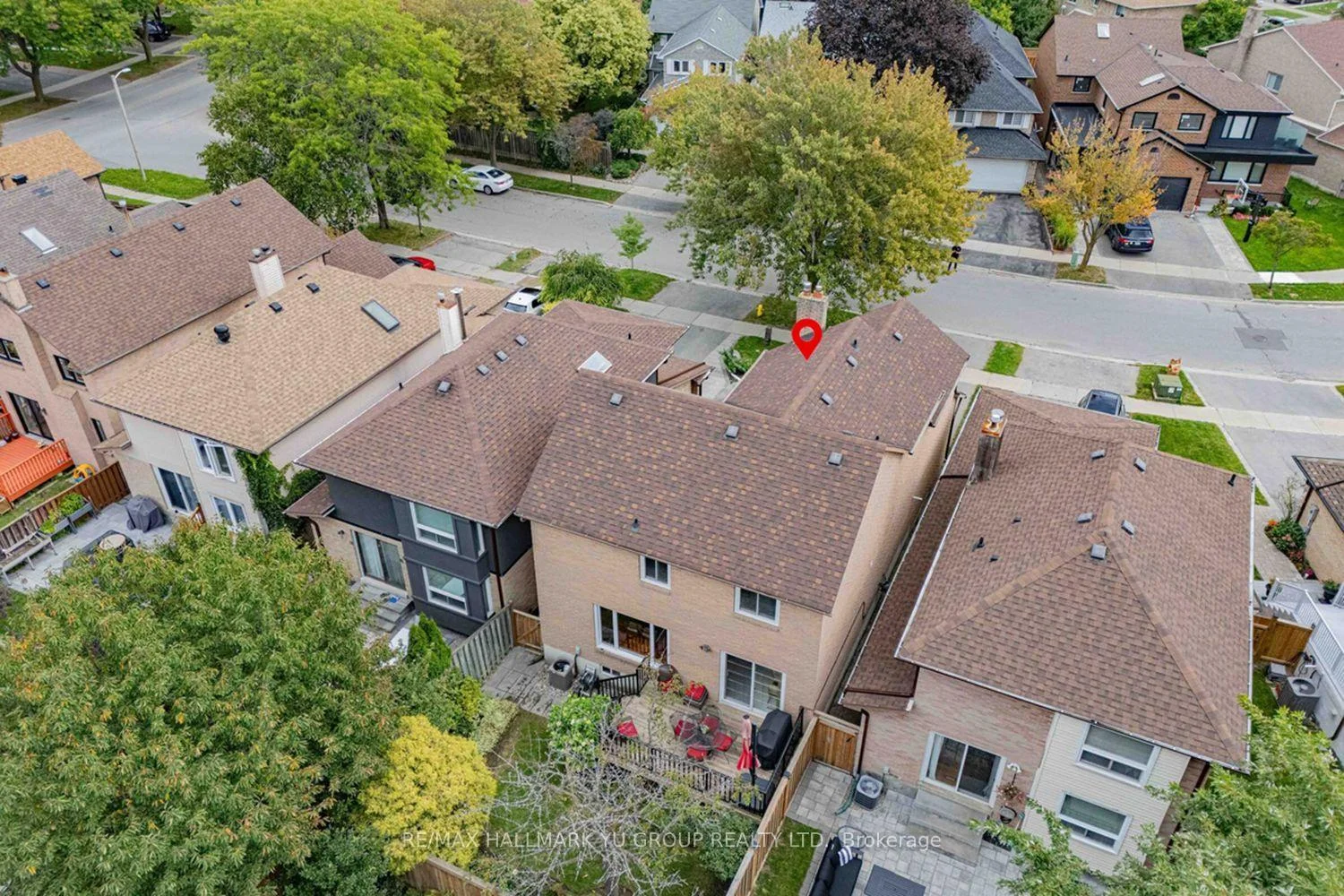 Photo 26 of 21 Esther Crescent, Vaughan, Crestwood-Springfarm-Yorkhill — HOMEH